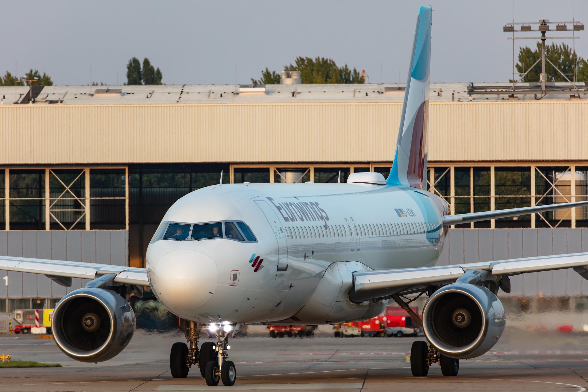 Hamburg Airport: Eurowings (EW / EWG) |  Airbus A320-214 A320 | D-AEWI | MSN 7210