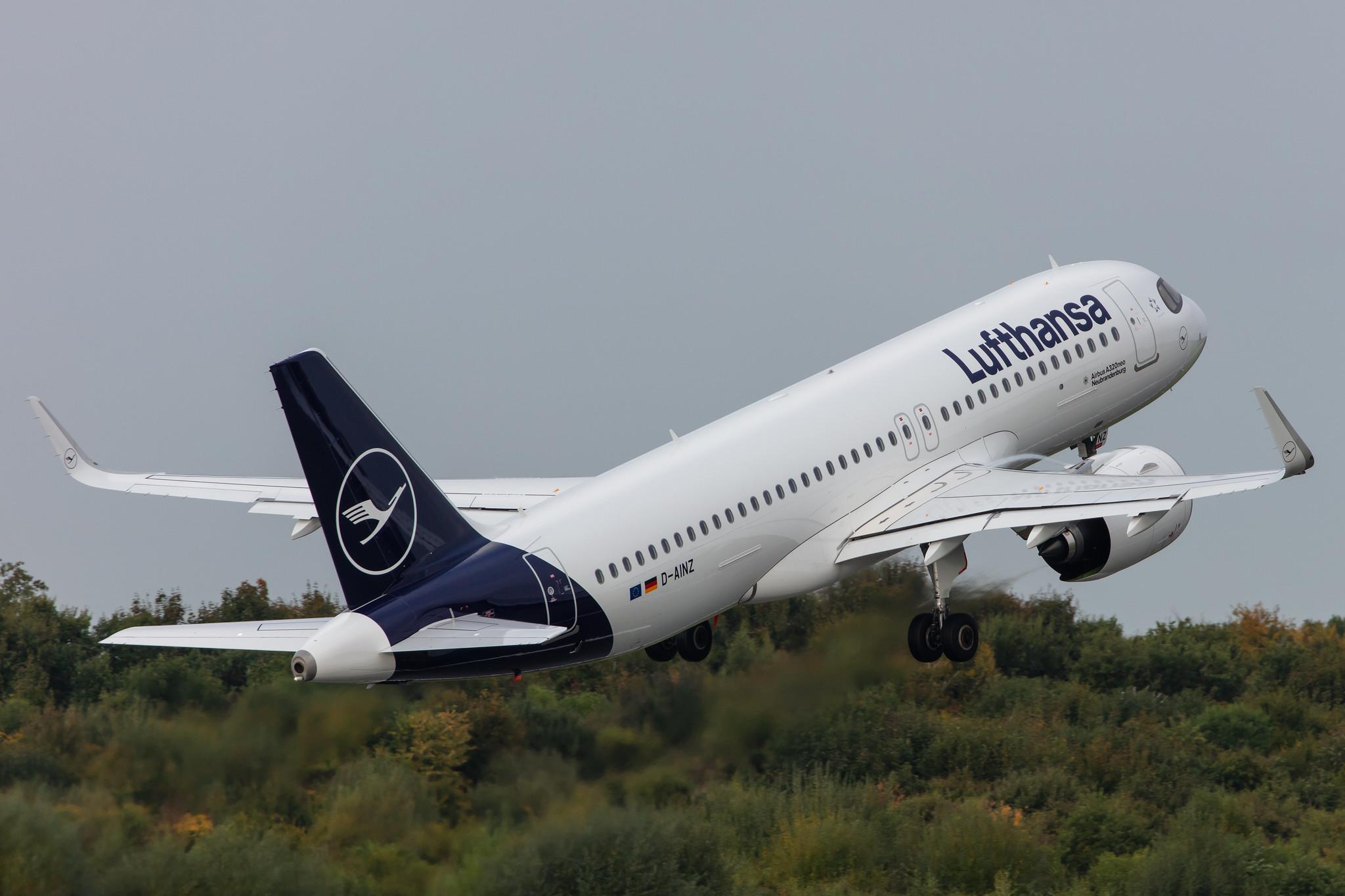 Hamburg Airport: Lufthansa (LH / DLH) |  Airbus A320-271N A20N | D-AINZ | MSN 9442