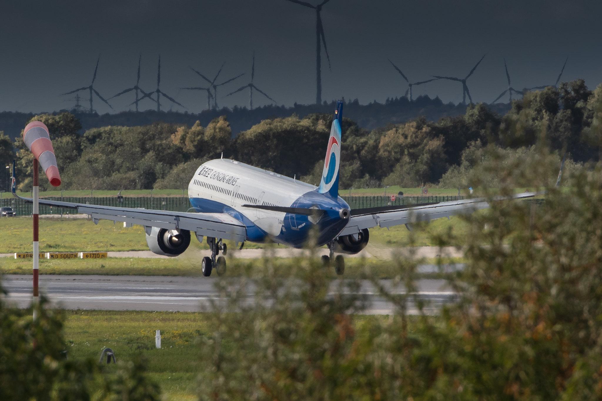 Hamburg Finkenwerder: Chongqing Airlines (OQ / CQN) |  Airbus A321-253NX A21N | D-AVYM (B-30E8) | MSN 9008