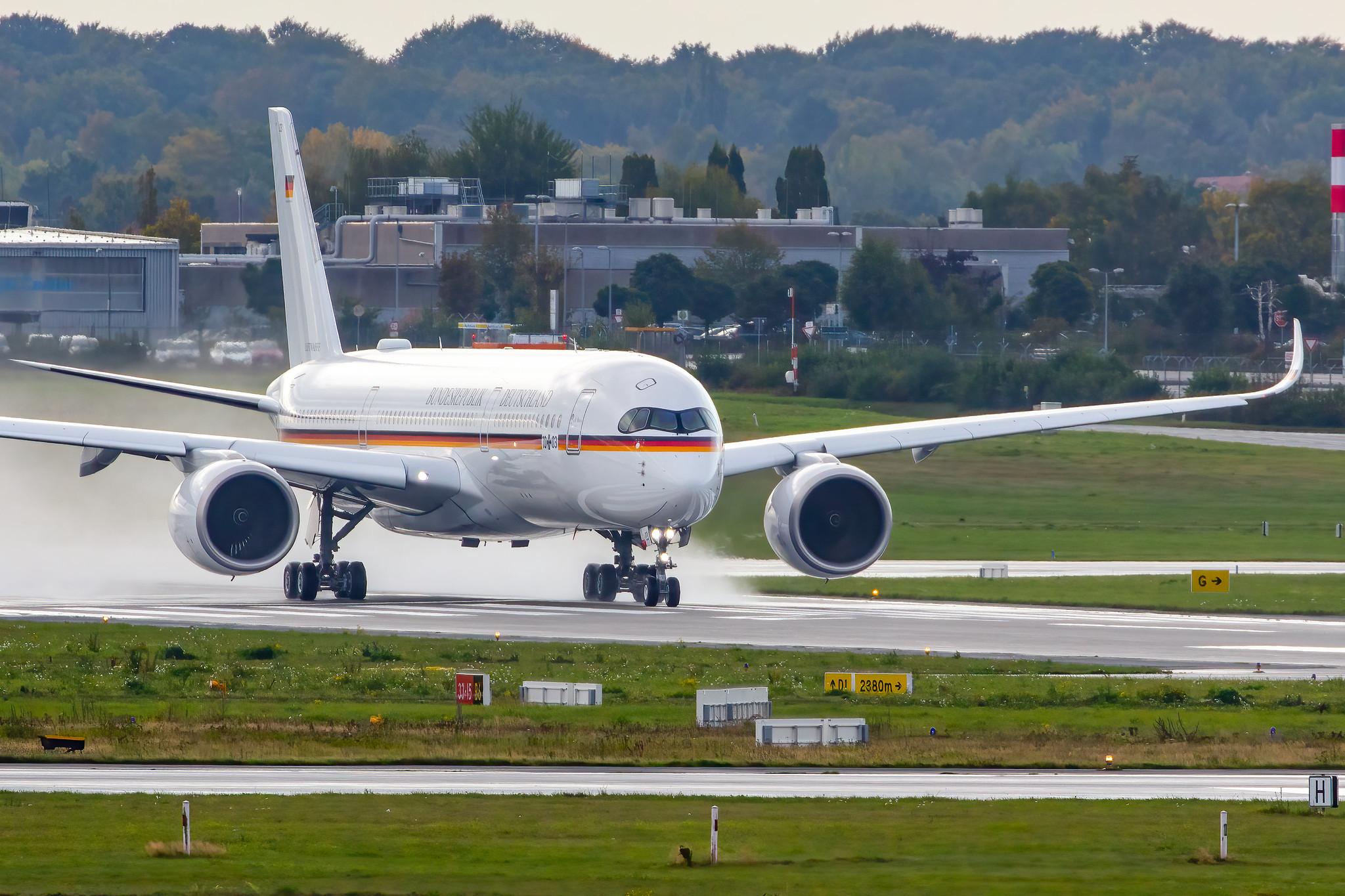 Hamburg Airport: German Air Force (/ GAF) | Airbus A350-941 A359 | 10+03 | MSN 416