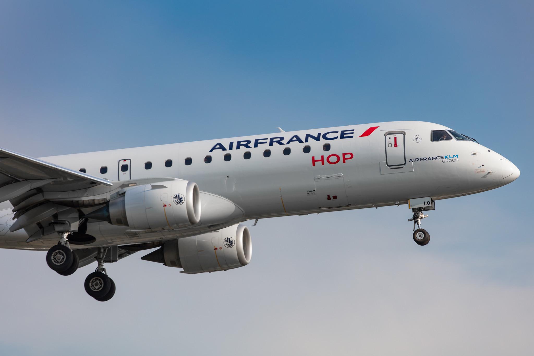 Hamburg Airport: Air France (AF / AFR) | Operator: Air France Hop |  Embraer E190STD E190 | F-HBLO | MSN 19000770