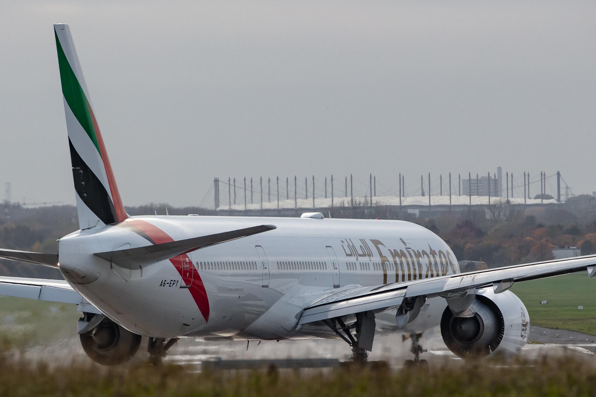 Hamburg Airport: Emirates (EK / UAE) |  Boeing 777-31H(ER) B77W | A6-EPY | MSN 42344