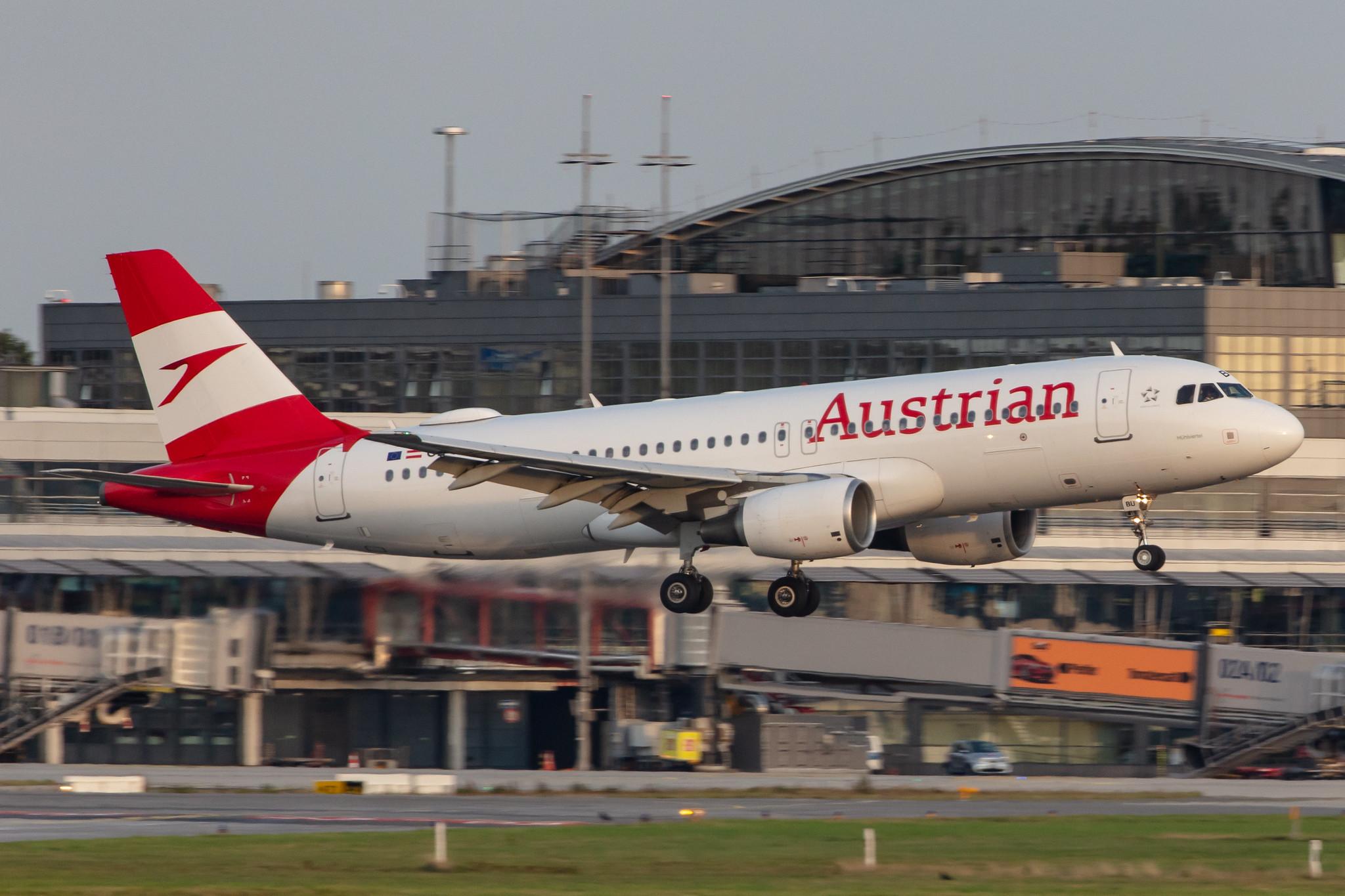 Hamburg Airport: Austrian Airlines (OS / AUA) |  Airbus A320-214 A320 | OE-LBU | MSN 1478