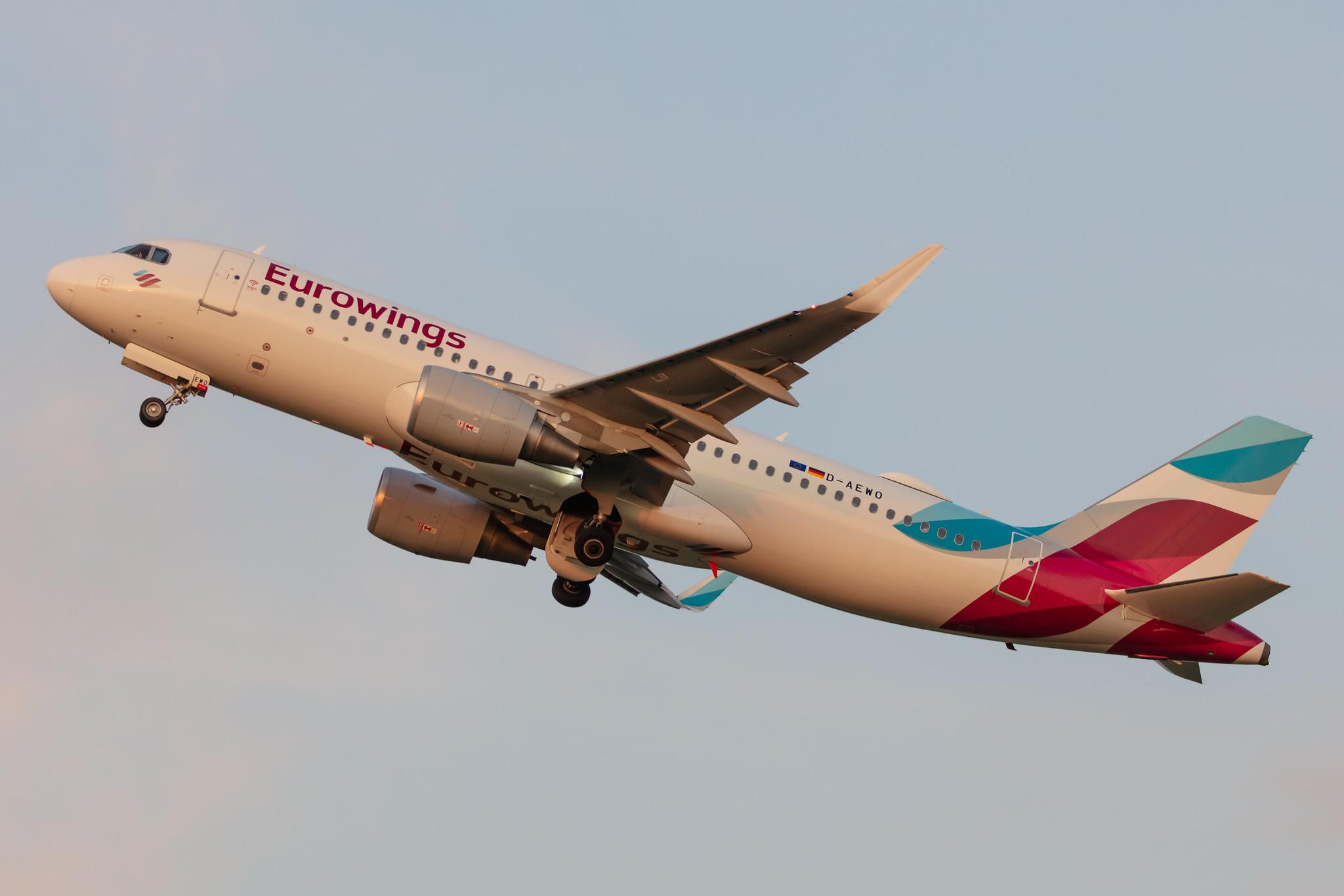 Hamburg Airport: Eurowings (EW / EWG) |  Airbus A320-214 A320 | D-AEWO | MSN 7394