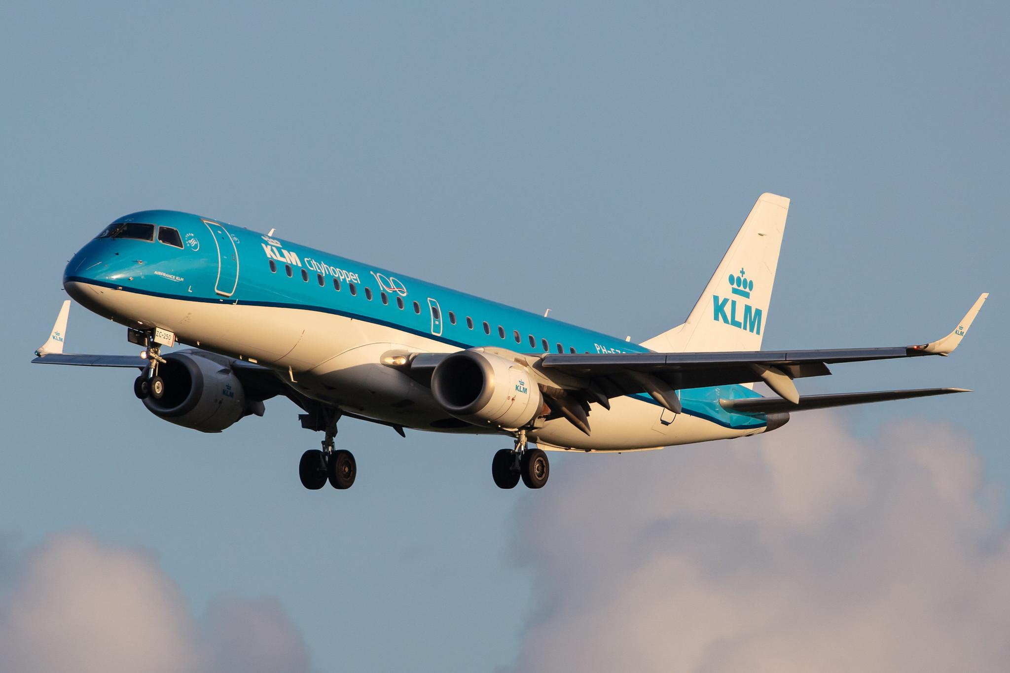 Amsterdam Airport Schiphol: KLM (KL / KLM) | Operator: KLM Cityhopper |  Embraer E190STD E190 | PH-EZC | MSN 19000250