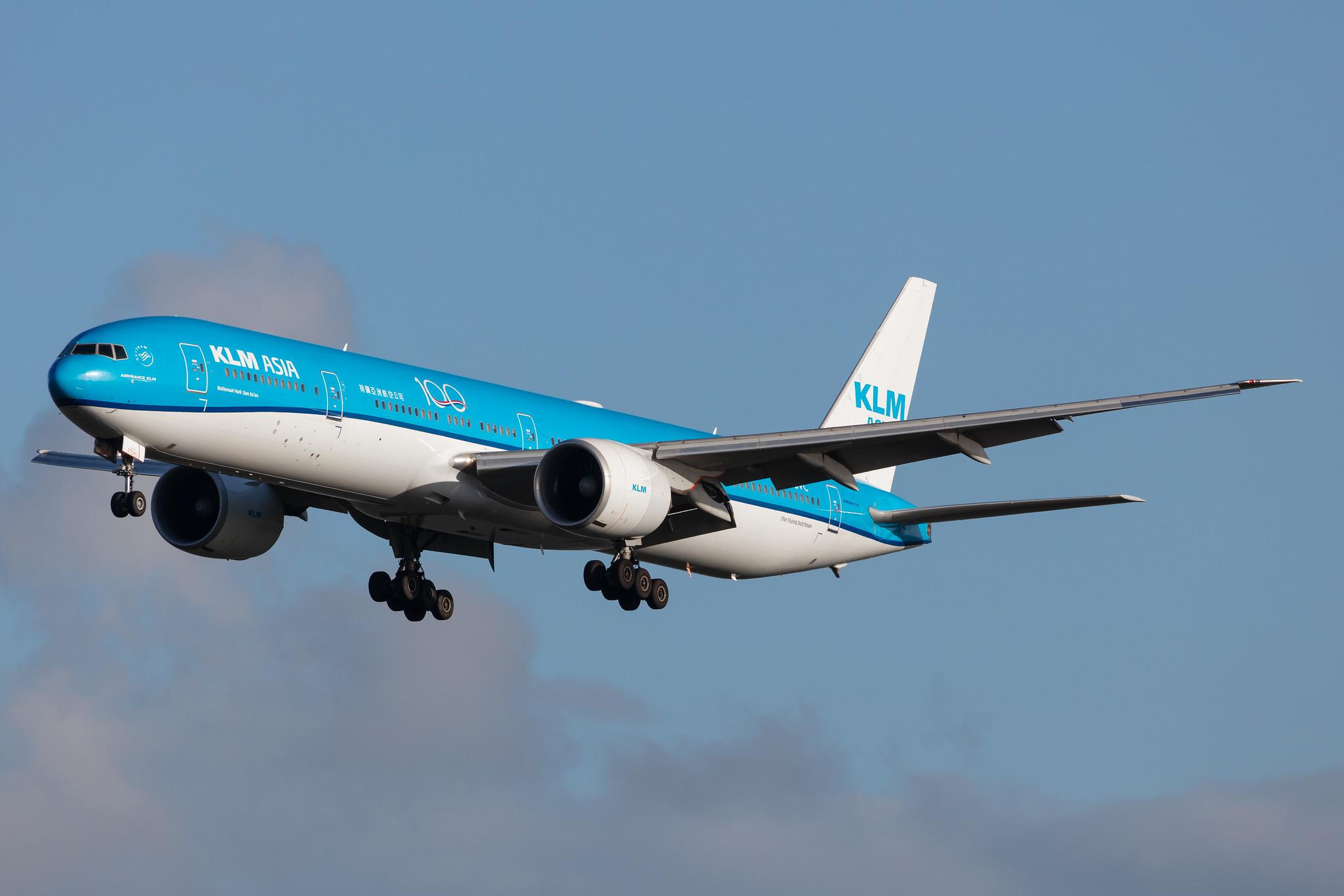 Amsterdam Airport Schiphol: KLM (KL / KLM) |  Boeing 777-306(ER) B77W | PH-BVC | MSN 37582
