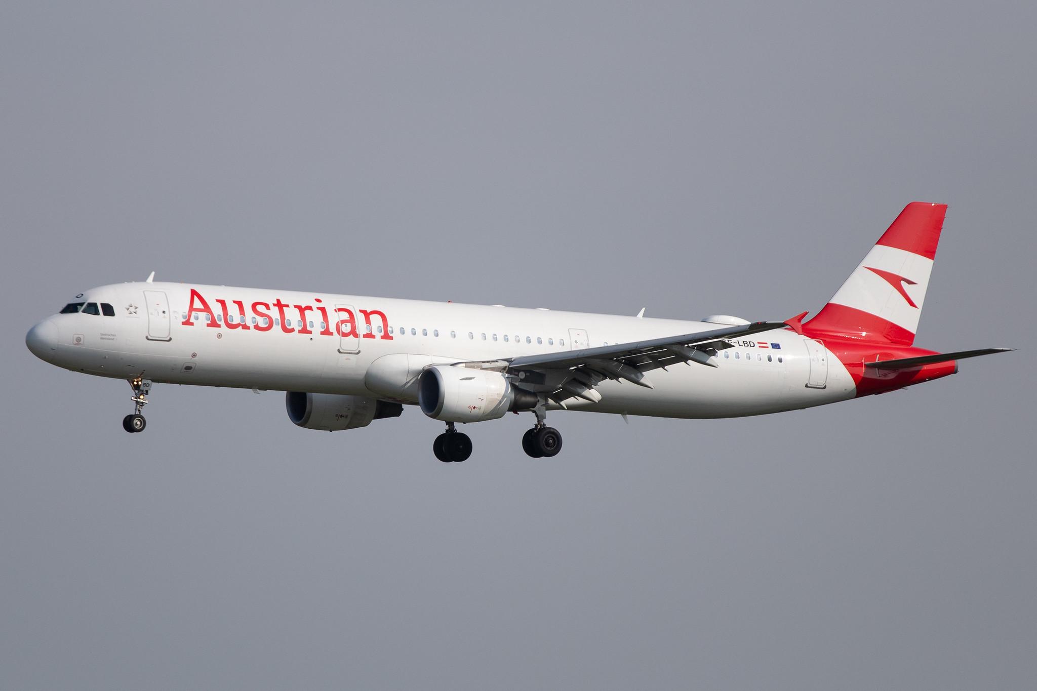 Hamburg Airport: Austrian Airlines (OS / AUA) |  Airbus A321-211 A321 | OE-LBD | MSN 0920