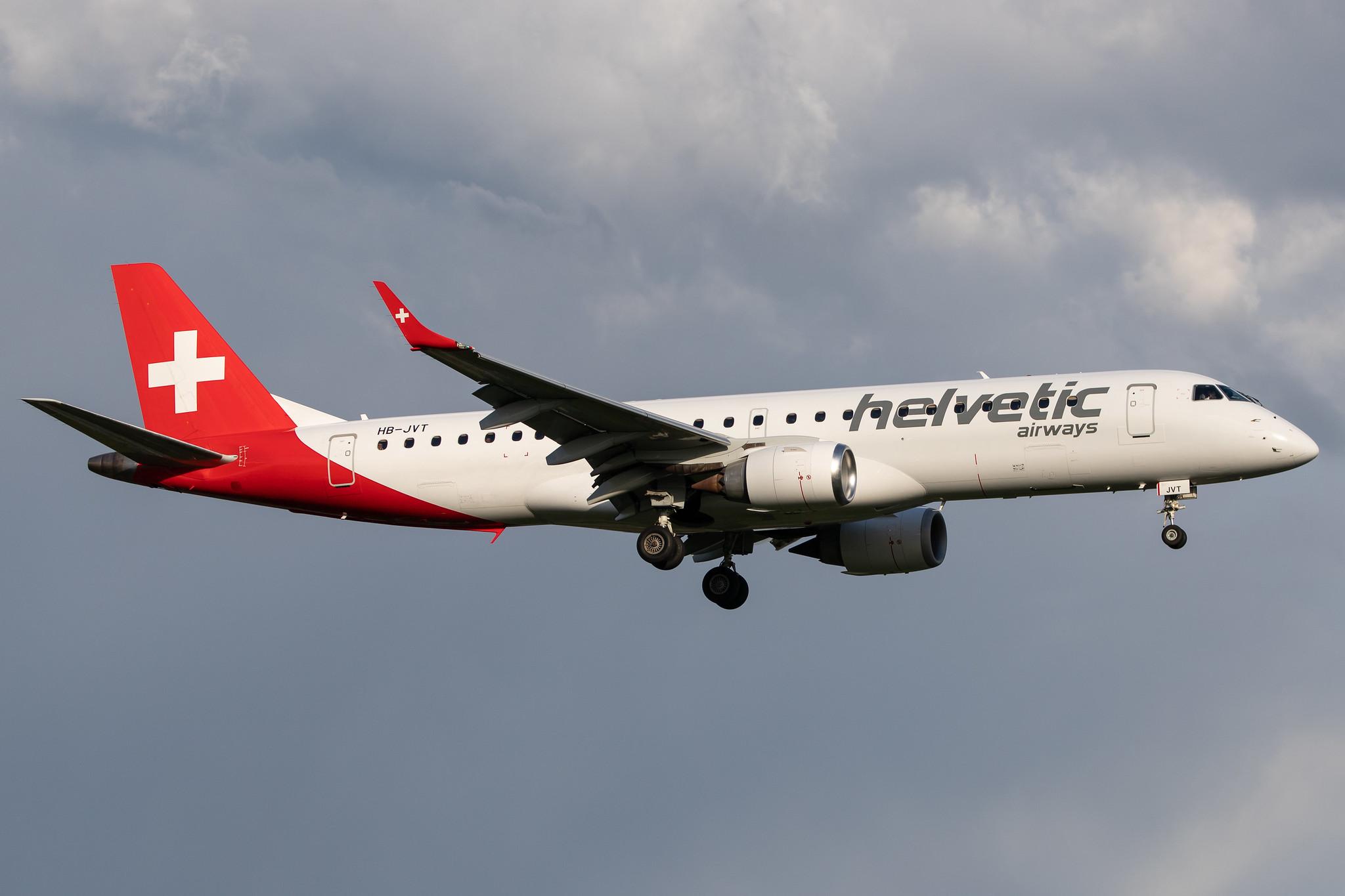 Hamburg Airport: Helvetic Airways (2L / OAW) |  Embraer E190AR E190 | HB-JVT | MSN 19000199