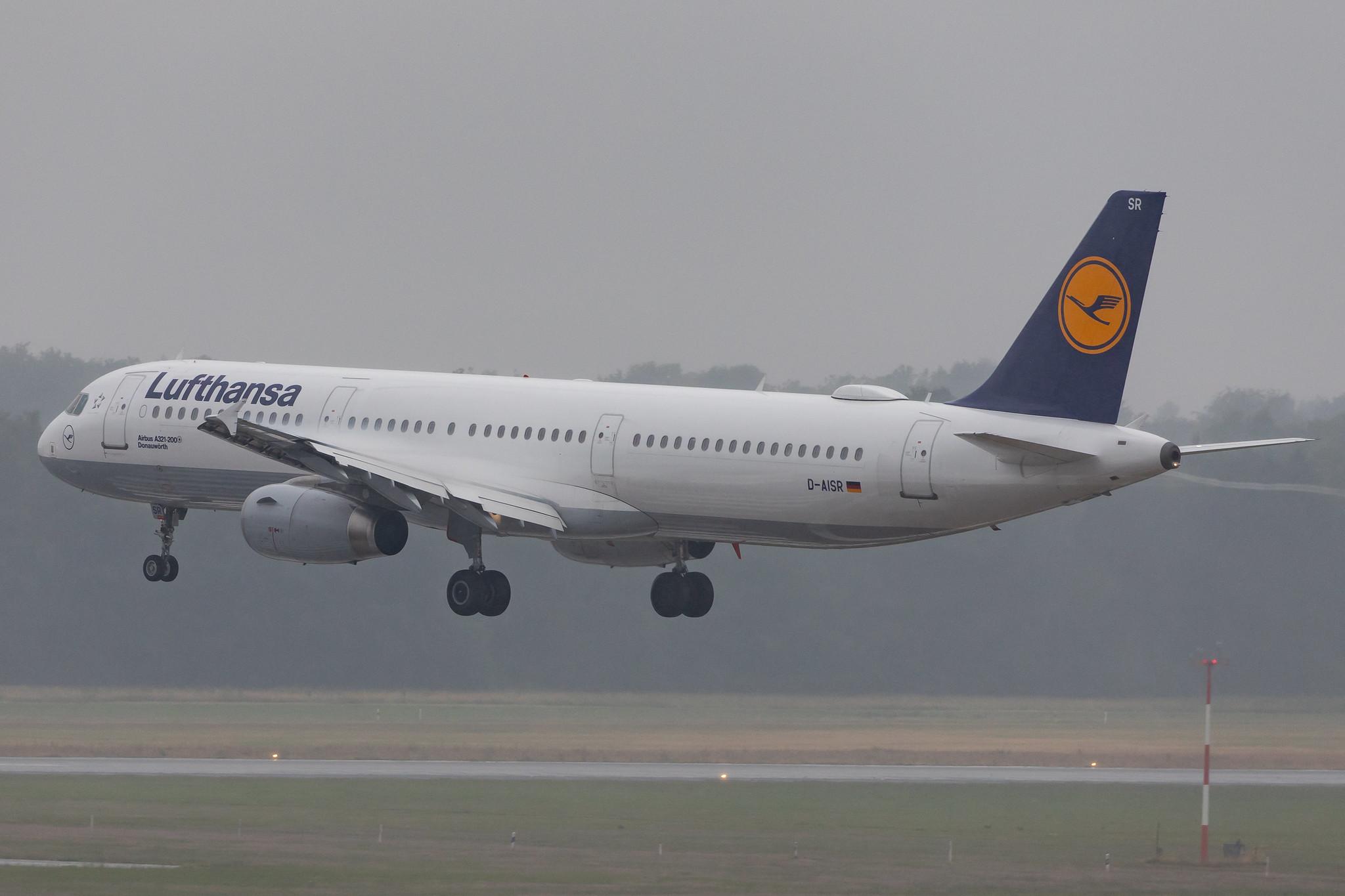 Hamburg Airport: Lufthansa (LH / DLH) |  Airbus A321-231 A321 | D-AISR | MSN 3987