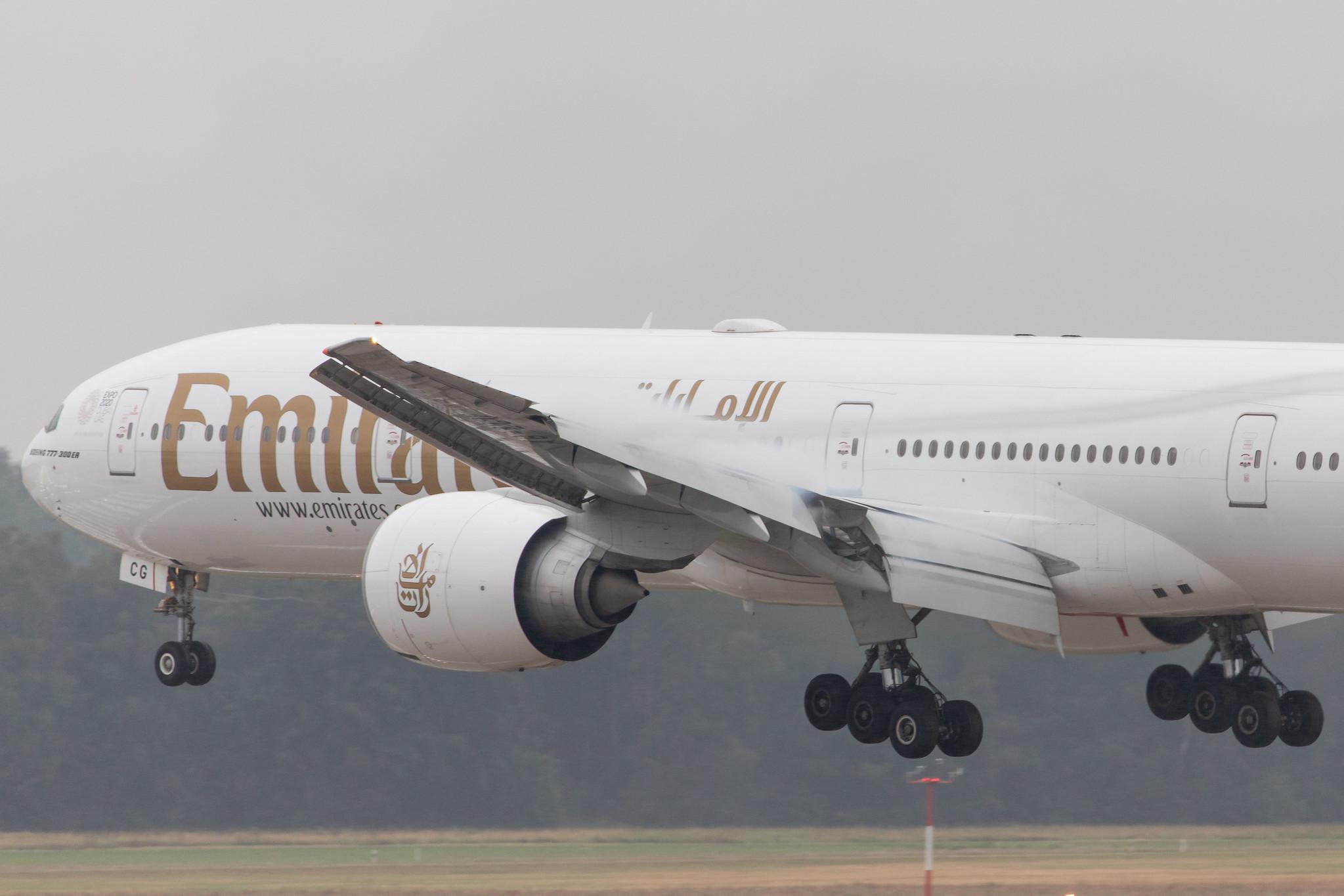Hamburg Airport: Emirates (EK / UAE) |  Boeing 777-31H(ER) B77W | A6-ECG | MSN 35579