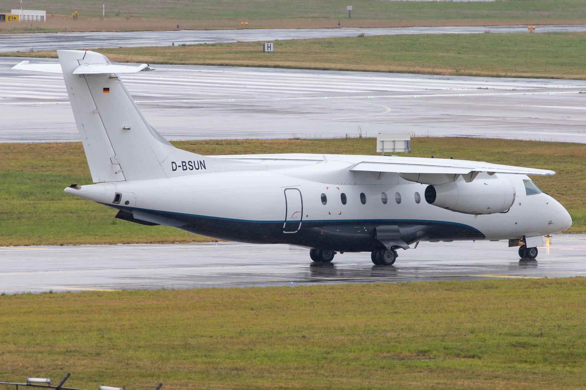 Hamburg Airport: Sun-Air (EZ / SUS) |  Dornier 328-310 JET J328 | D-BSUN | MSN 3147