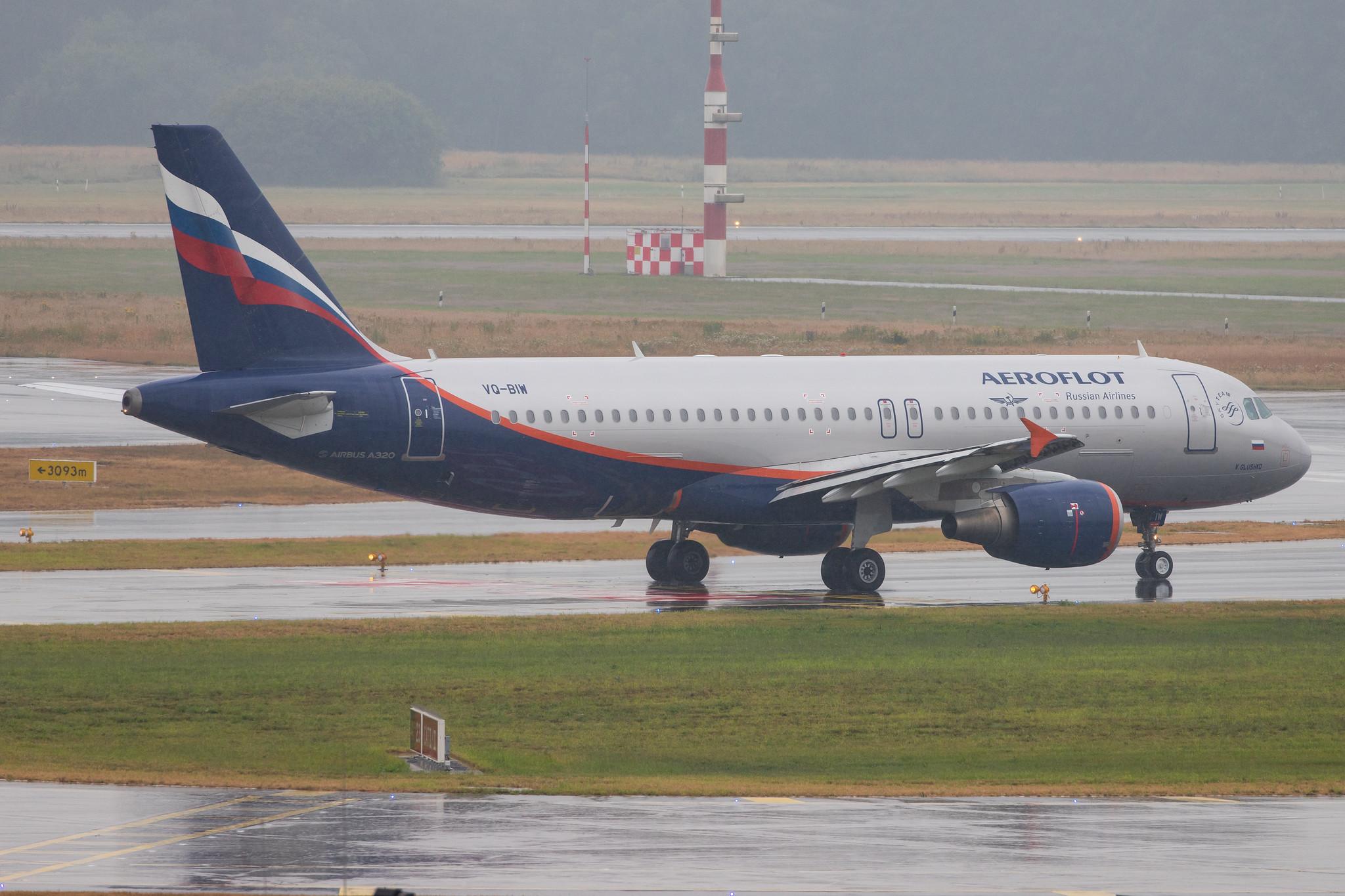 Hamburg Airport: Aeroflot (SU / AFL) |  Airbus A320-214 A320 | VQ-BIW | MSN 4579