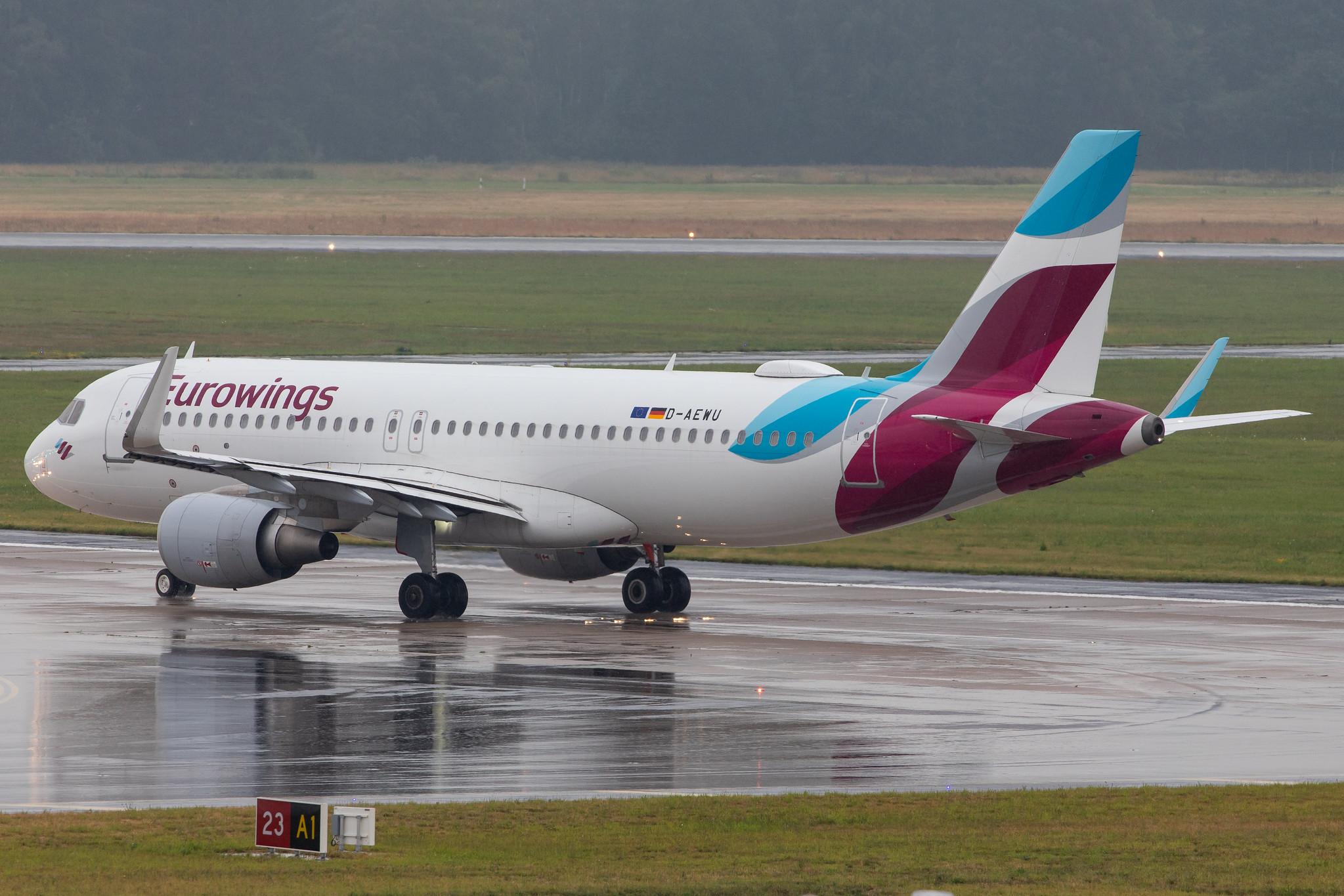 Hamburg Airport: Eurowings (EW / EWG) |  Airbus A320-214 A320 | D-AEWU | MSN 7513