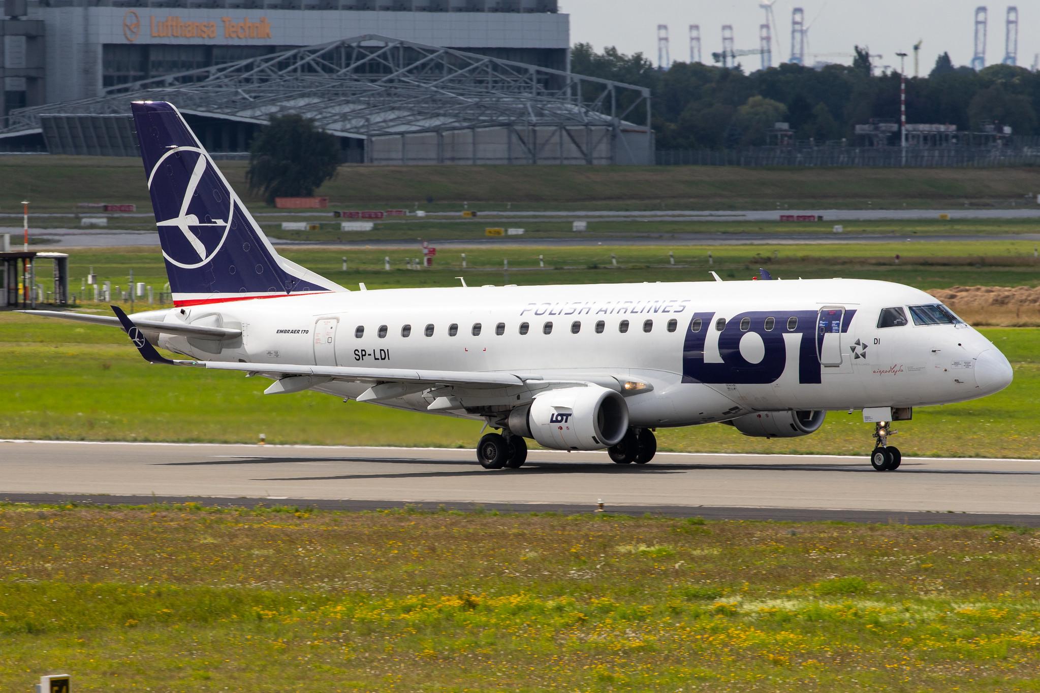 Hamburg Airport: LOT (LO / LOT) |  Embraer E170STD E170 | SP-LDI | MSN 17000073