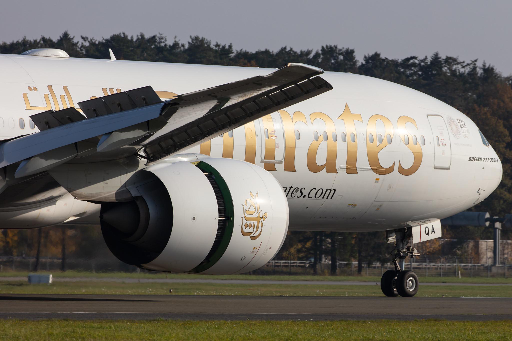 Hamburg Airport: Emirates (EK / UAE) |  Boeing 777-31H(ER) B77W | A6-EQA | MSN 42346