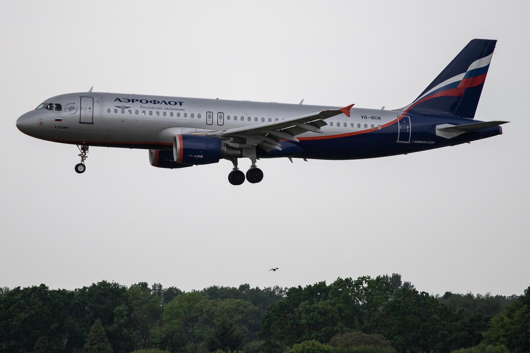 Hamburg Airport: Aeroflot (SU / AFL) |  Airbus A320-214 A320 | VQ-BCN | MSN 3954