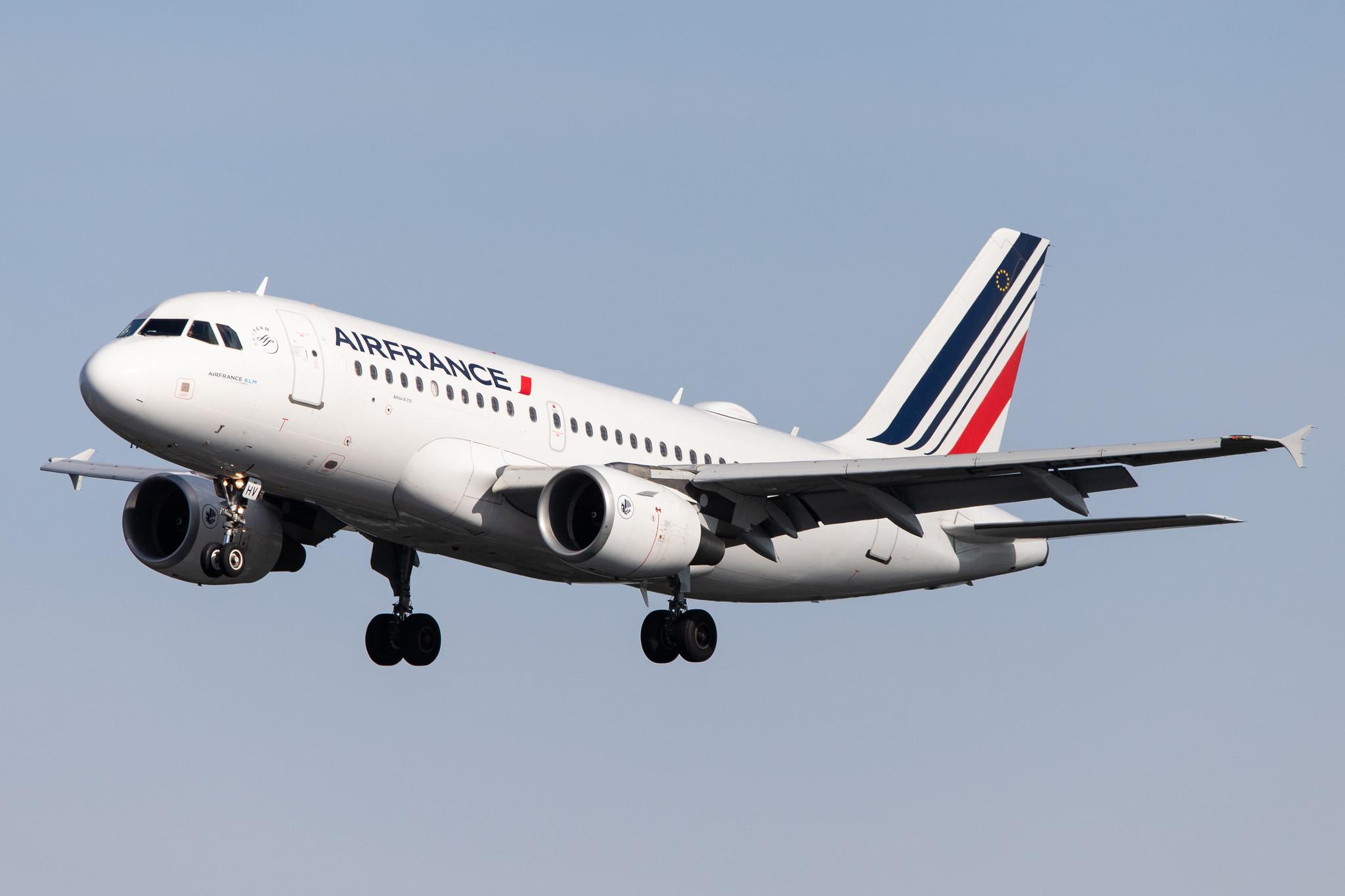 Hamburg Airport: Air France (AF / AFR) |  Airbus A319-111 A319 | F-GRHV | MSN 1505