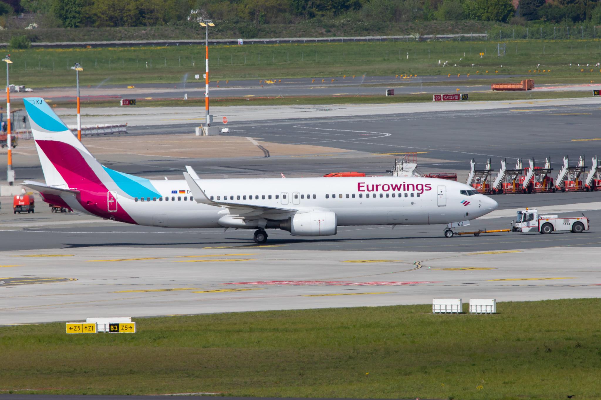 Hamburg Airport: Eurowings (EW / EWG) | Operator: TUI fly |  Boeing 737-86J B738 | D-ABKJ | MSN 37749