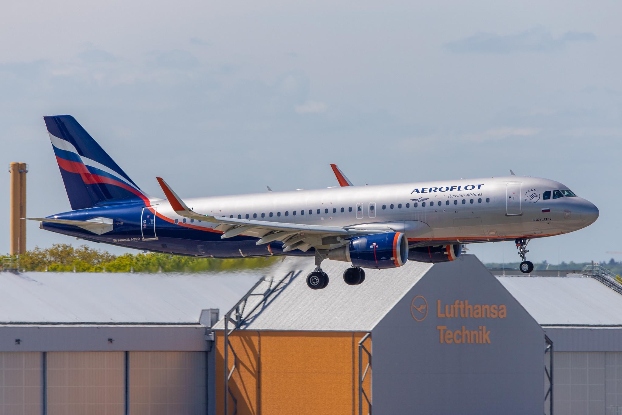 Hamburg Airport: Aeroflot (SU / AFL) |  Airbus A320-214 A320 | VP-BII | MSN 8133