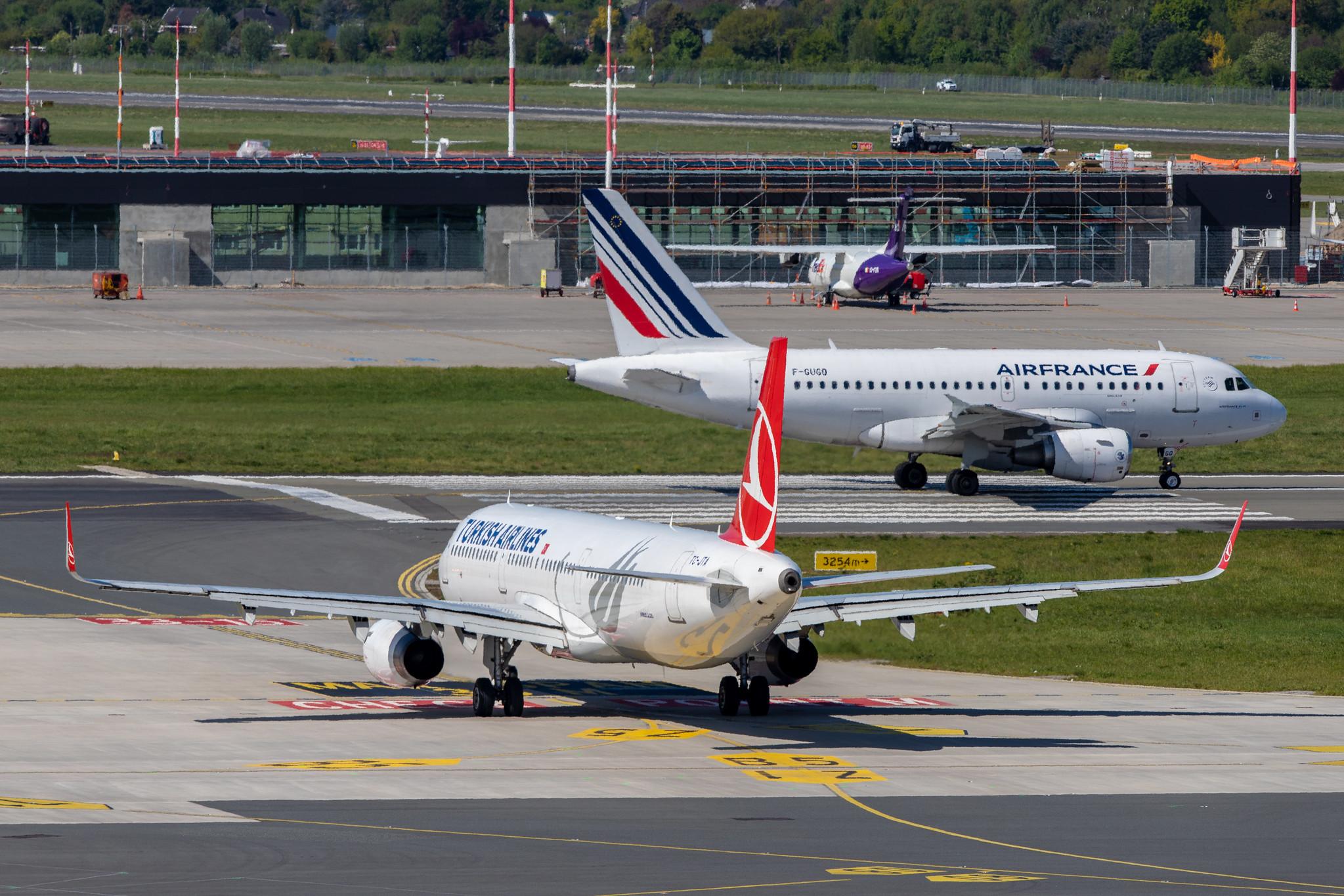 Hamburg Airport: Turkish Airlines (TK / THY) |  Airbus A321-231 A321 | TC-JTA | MSN 6781