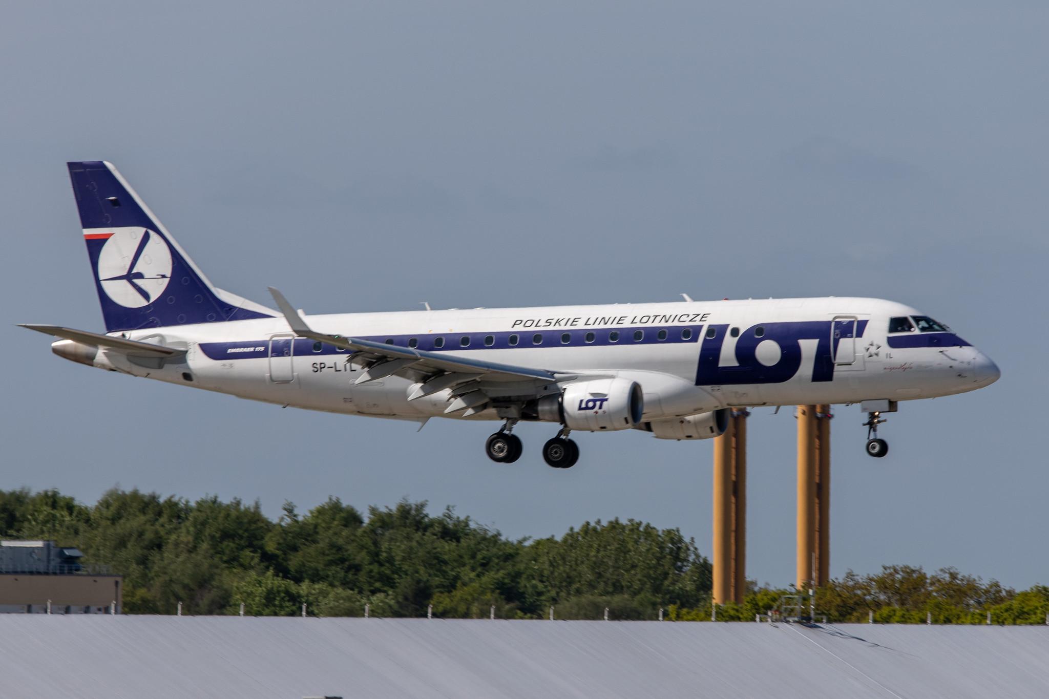 Hamburg Airport: LOT (LO / LOT) |  Embraer E175LR E75S | SP-LIL | MSN 17000306