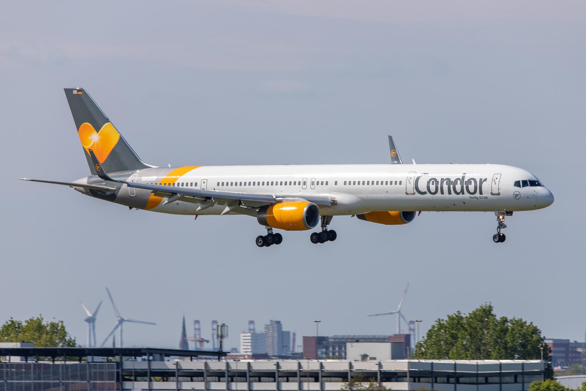 Hamburg Airport: Condor (DE / CFG) |  Boeing 757-3CQ B753 | D-ABOR | MSN 32242