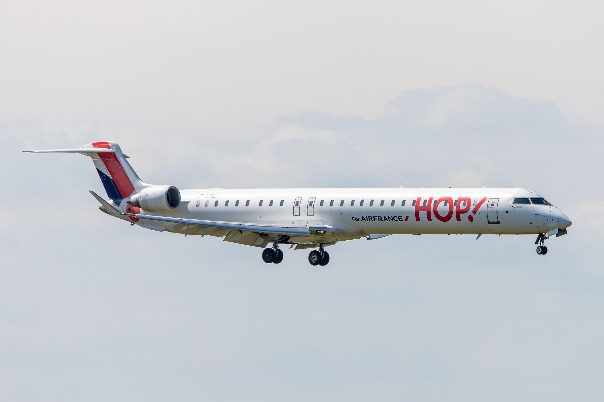 Hamburg Airport: Air France (AF / AFR) | Operator: Air France Hop |  Mitsubishi CRJ-1000EL CRJX | F-HMLJ | MSN 19015