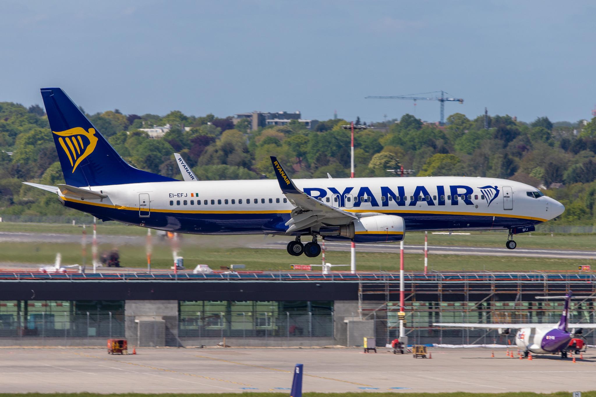 Hamburg Airport: Ryanair (FR / RYR) |  Boeing 737-8AS B738 | EI-EFJ | MSN 37536