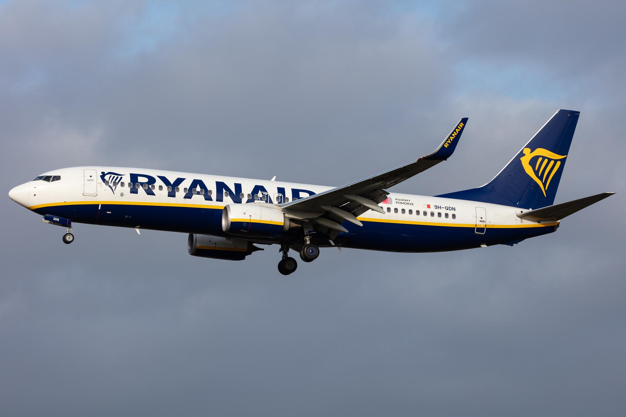 Hamburg Airport: Ryanair (FR / RYR) | Operator: Malta Air |  Boeing 737-8AS B738 | 9H-QDN | MSN 44763