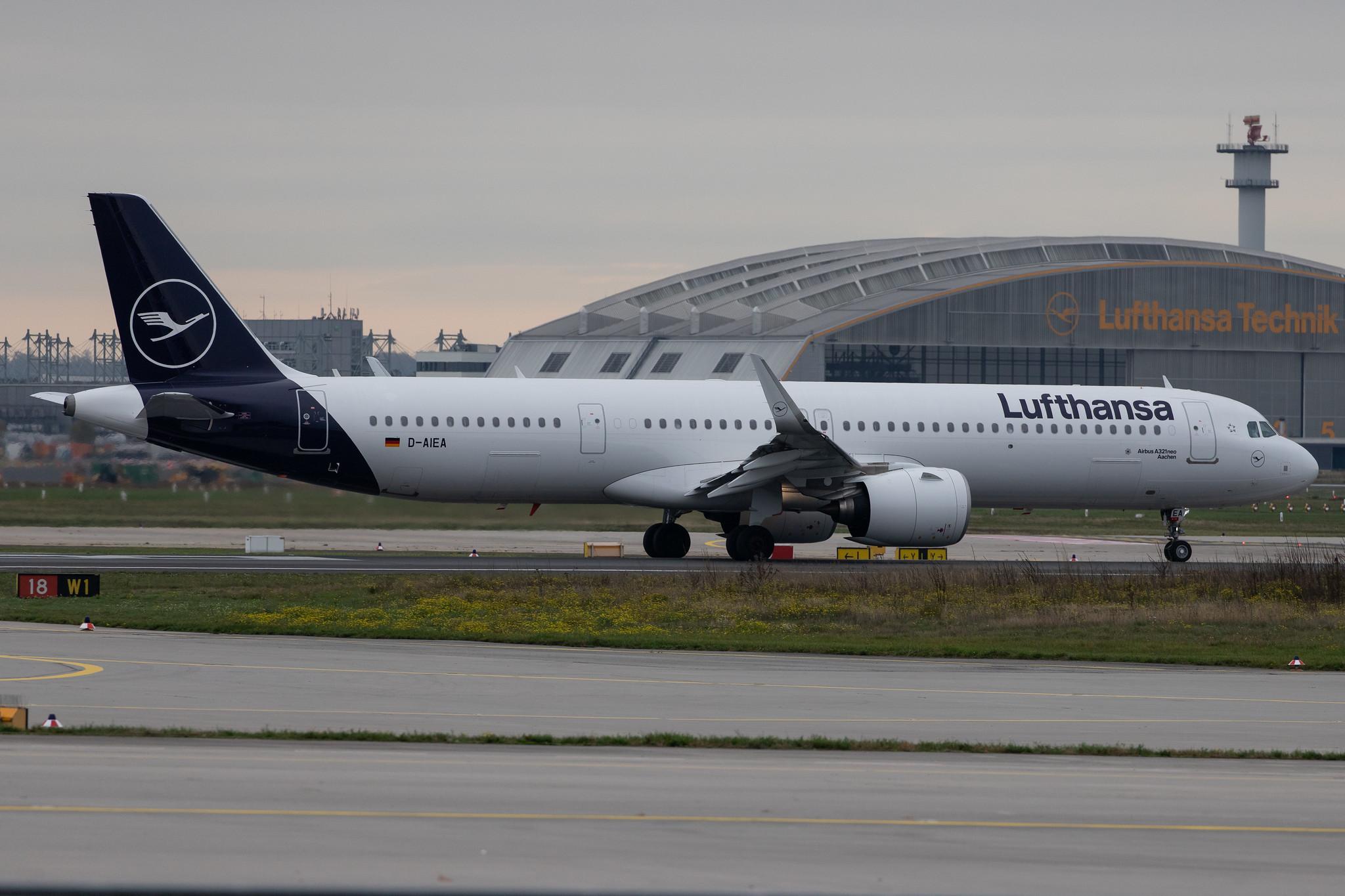 Frankfurt Airport: Lufthansa (LH / DLH) |  Airbus A321-271NX A21N | D-AIEA | MSN 8761