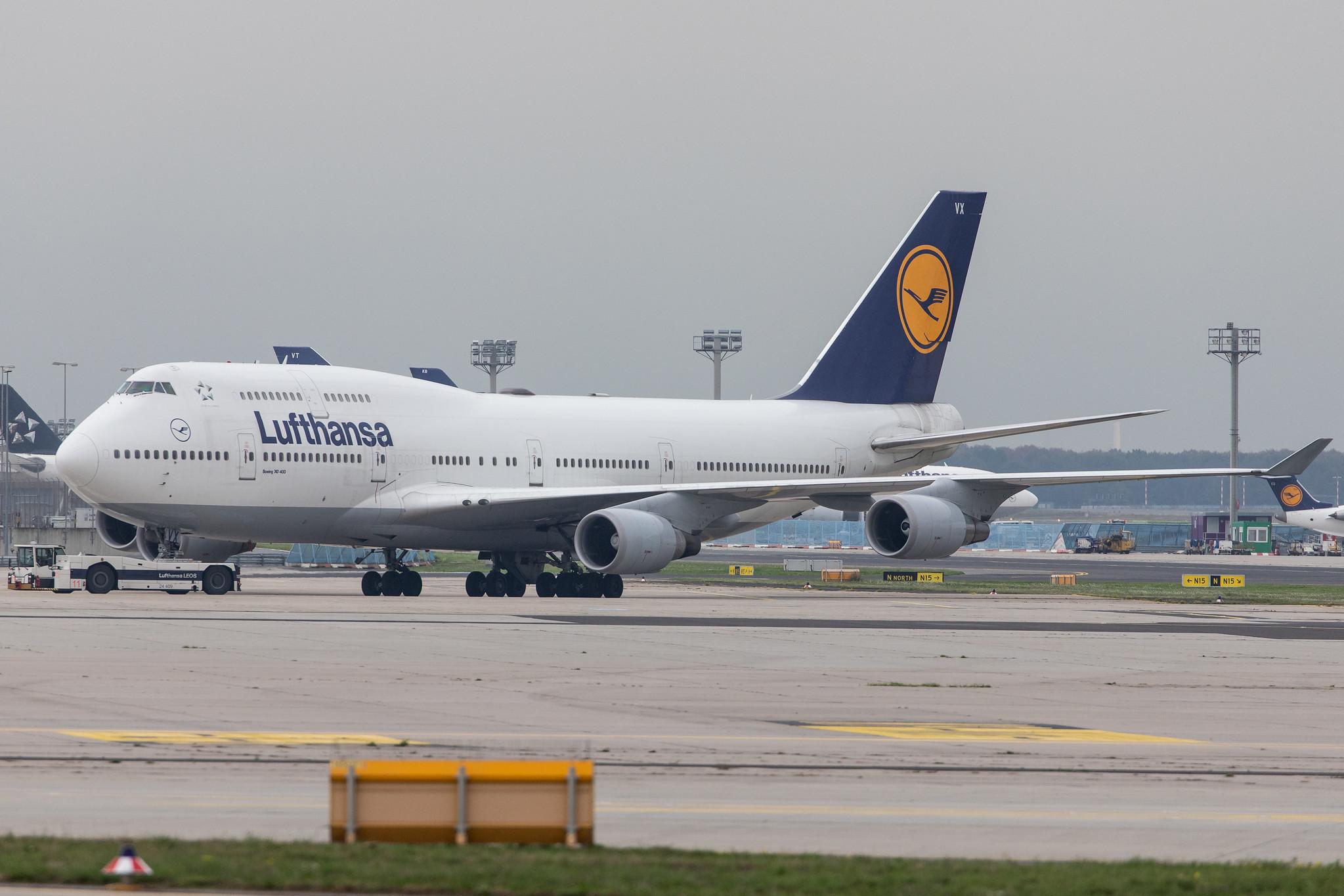 Frankfurt Airport: Lufthansa (LH / DLH) |  Boeing 747-430 B744 | D-ABVX | MSN 29868