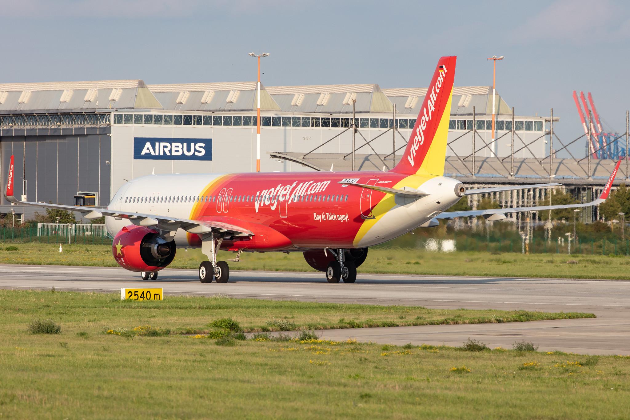 Hamburg Finkenwerder: VietJetAir (VJ / VJC) |  Airbus A321-271NX A21N | D-AVYO (VN-A524) | MSN 9401