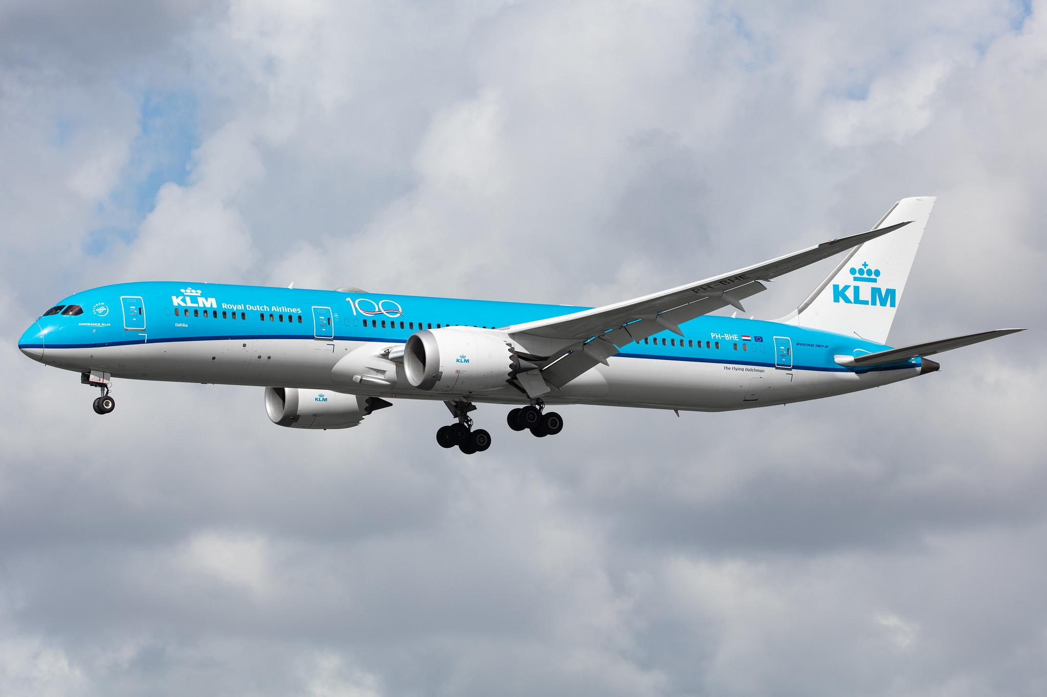 Amsterdam Airport Schiphol: KLM (KL / KLM) |  Boeing 787-9 Dreamliner B789 | PH-BHE | MSN 38765