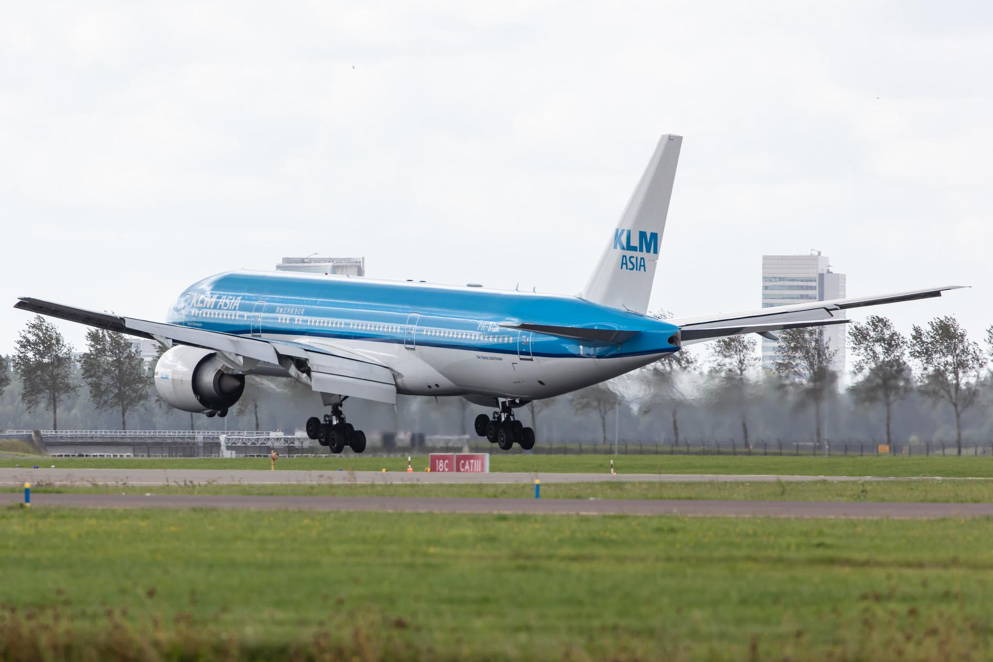 Amsterdam Airport Schiphol: KLM (KL / KLM) |  Boeing 777-206(ER) B772 | PH-BQK | MSN 29399