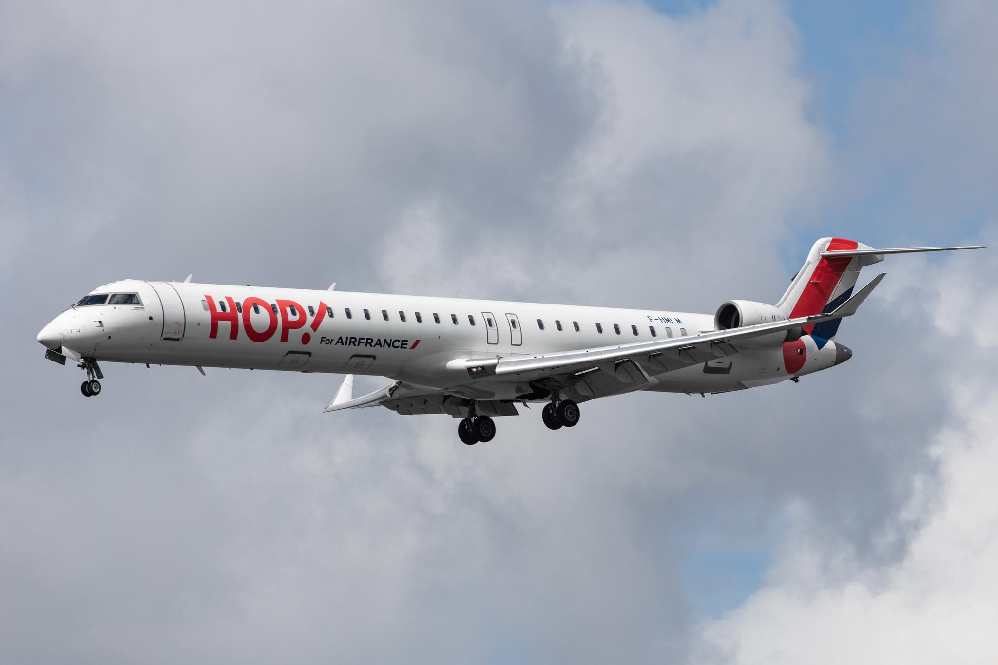 Amsterdam Airport Schiphol: Air France (AF / AFR) | Operator: Air France Hop |  Mitsubishi CRJ-1000EL CRJX | F-HMLM | MSN 19023