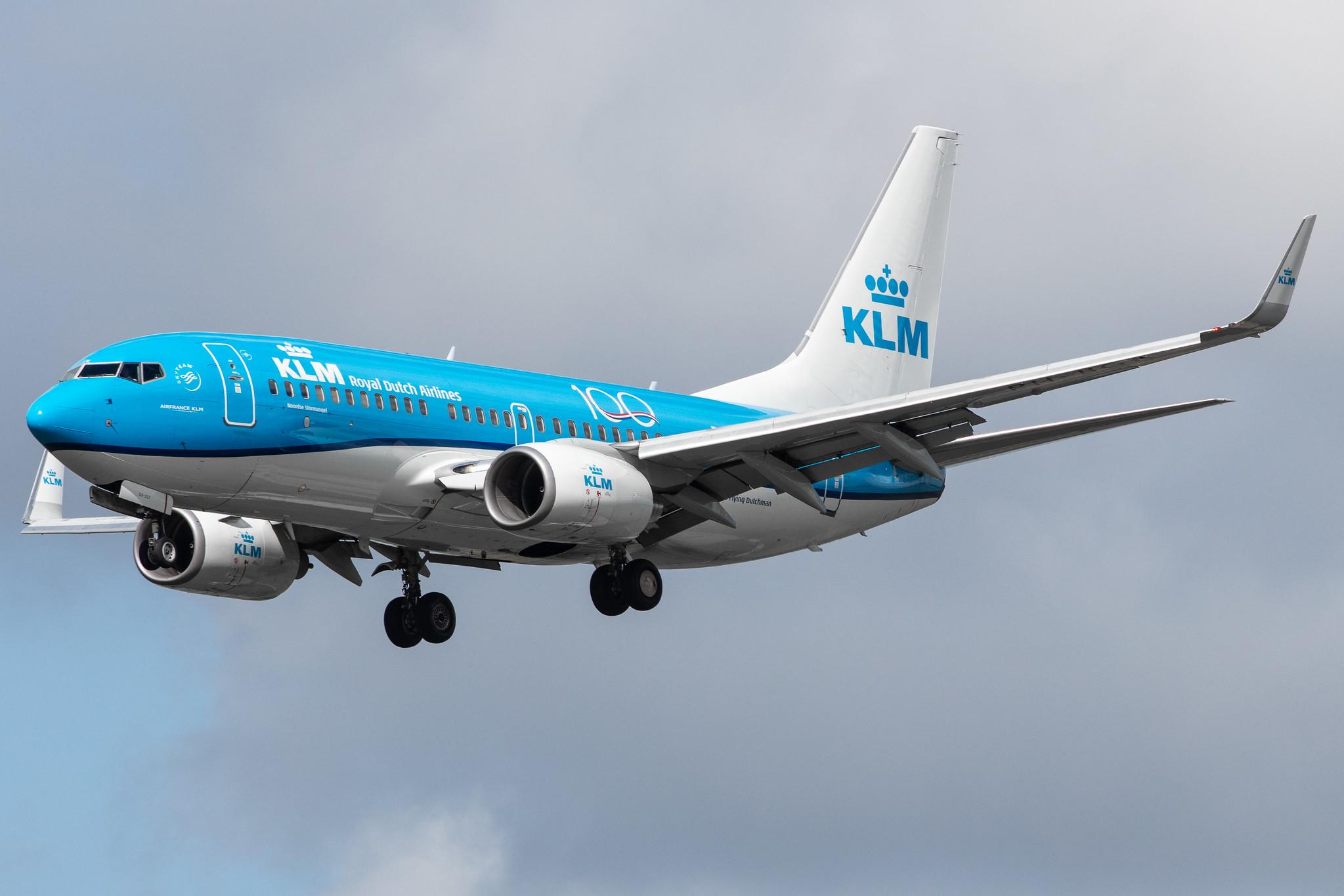 Amsterdam Airport Schiphol: KLM (KL / KLM) |  Boeing 737-7K2 B737 | PH-BGK | MSN 38054