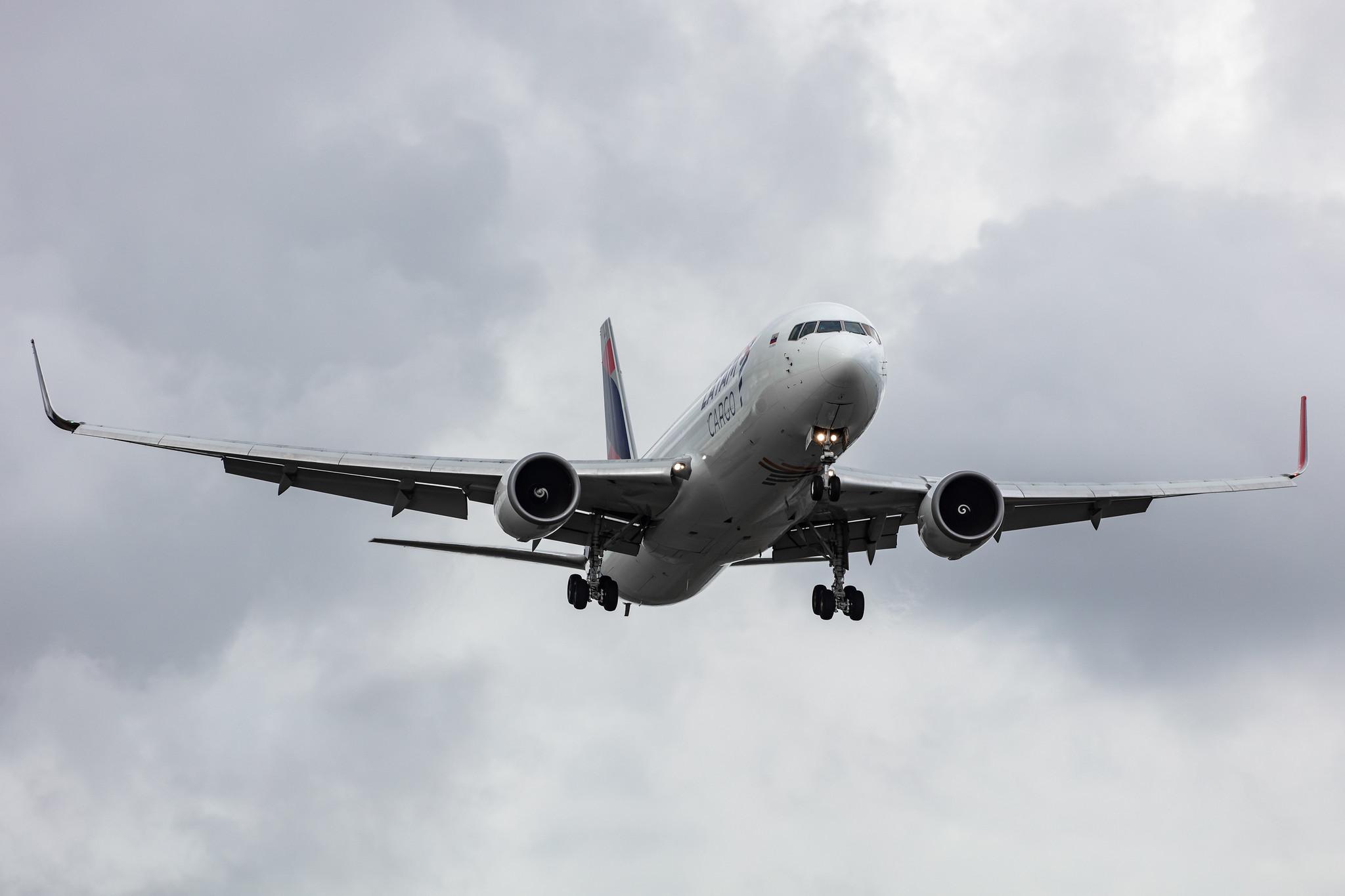 Amsterdam Airport Schiphol: LATAM Cargo (UC / LCO) | Operator: LATAM Cargo Colombia |  Boeing 767-316F(ER) B763 | N536LA | MSN 32573