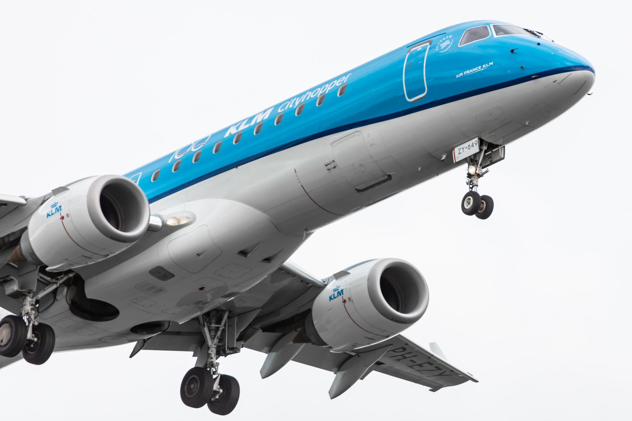 Amsterdam Airport Schiphol: KLM (KL / KLM) | Operator: KLM Cityhopper |  Embraer E190STD E190 | PH-EZY | MSN 19000649