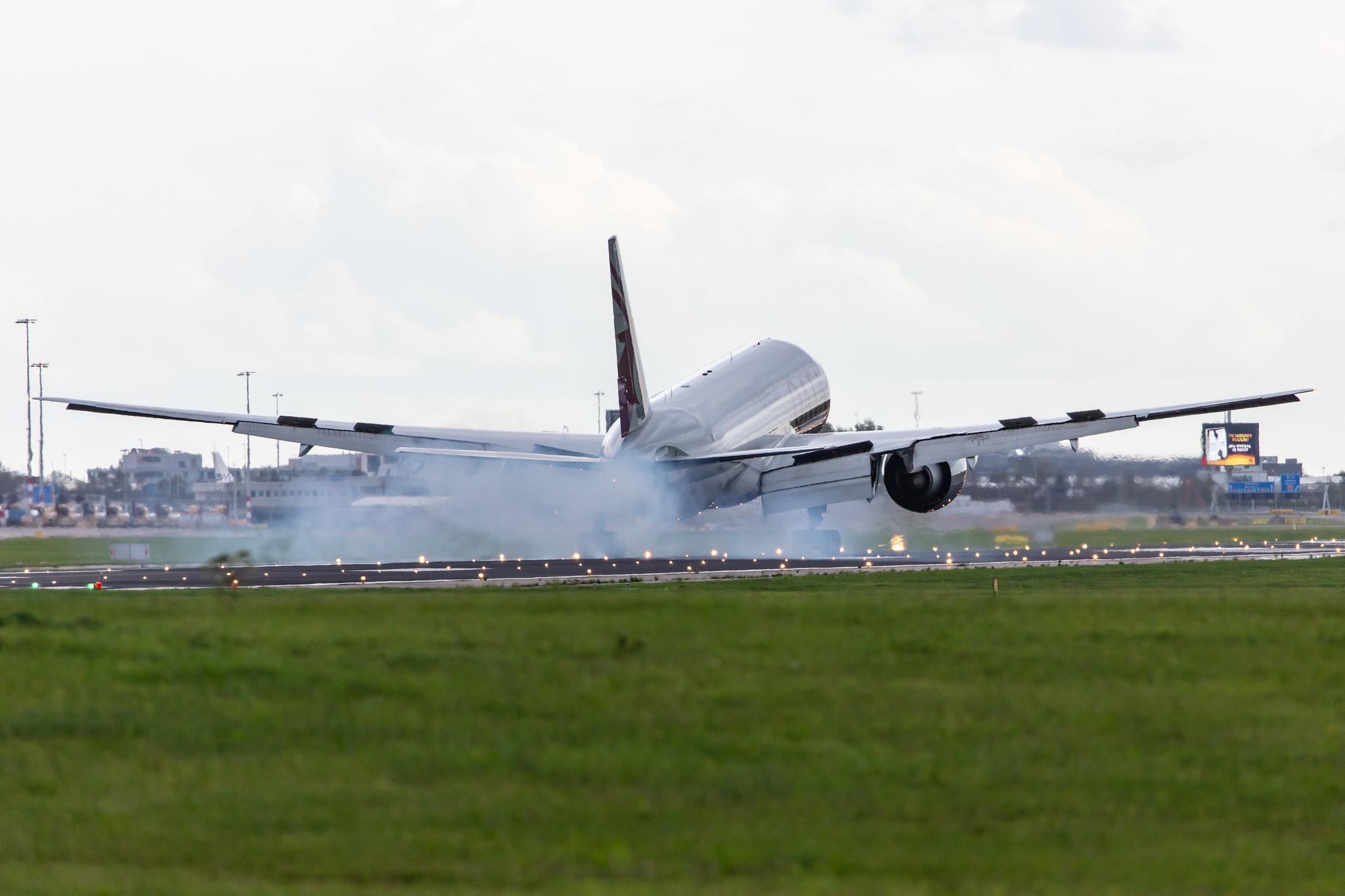 Amsterdam Airport Schiphol: Qatar Cargo (QR / QTR) | Operator: Qatar Airways |  Boeing 777-FDZ B77L | A7-BFO | MSN 62772