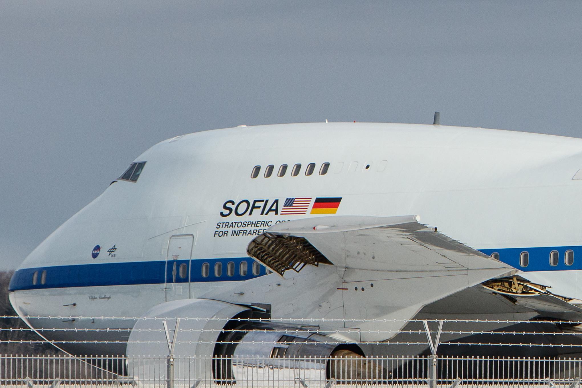 Hamburg Airport: NASA |  Boeing 747SP-21 B74S | N747NA | MSN 21441