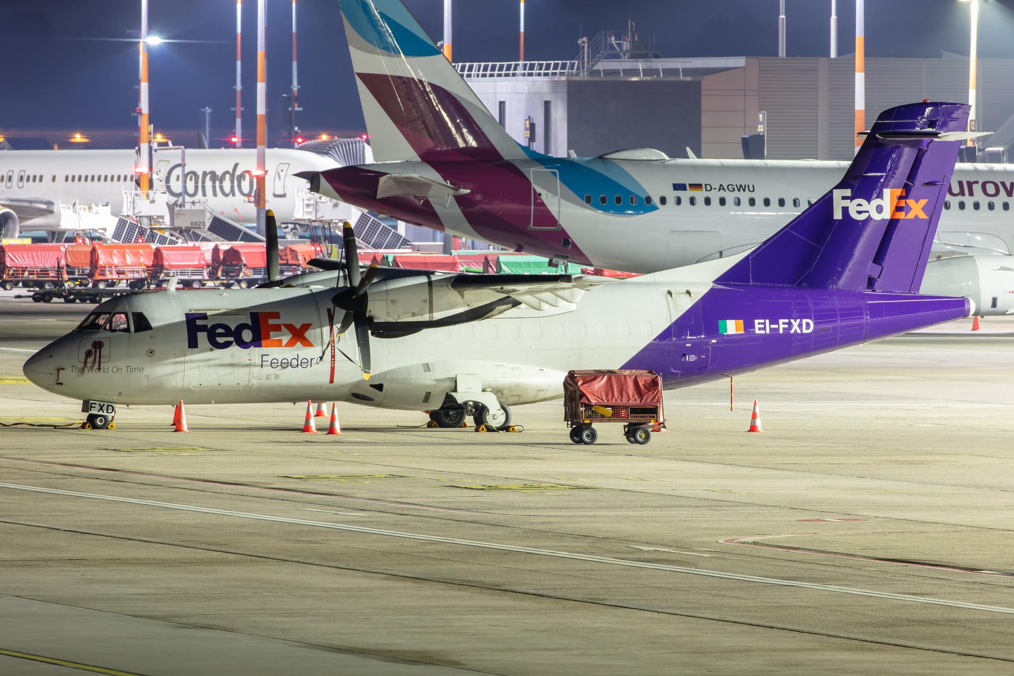 Hamburg Airport: FedEx (FX / FDX) | Operator: ASL Airlines Ireland |  ATR 42-300(F) AT43 | EI-FXD | MSN 0273