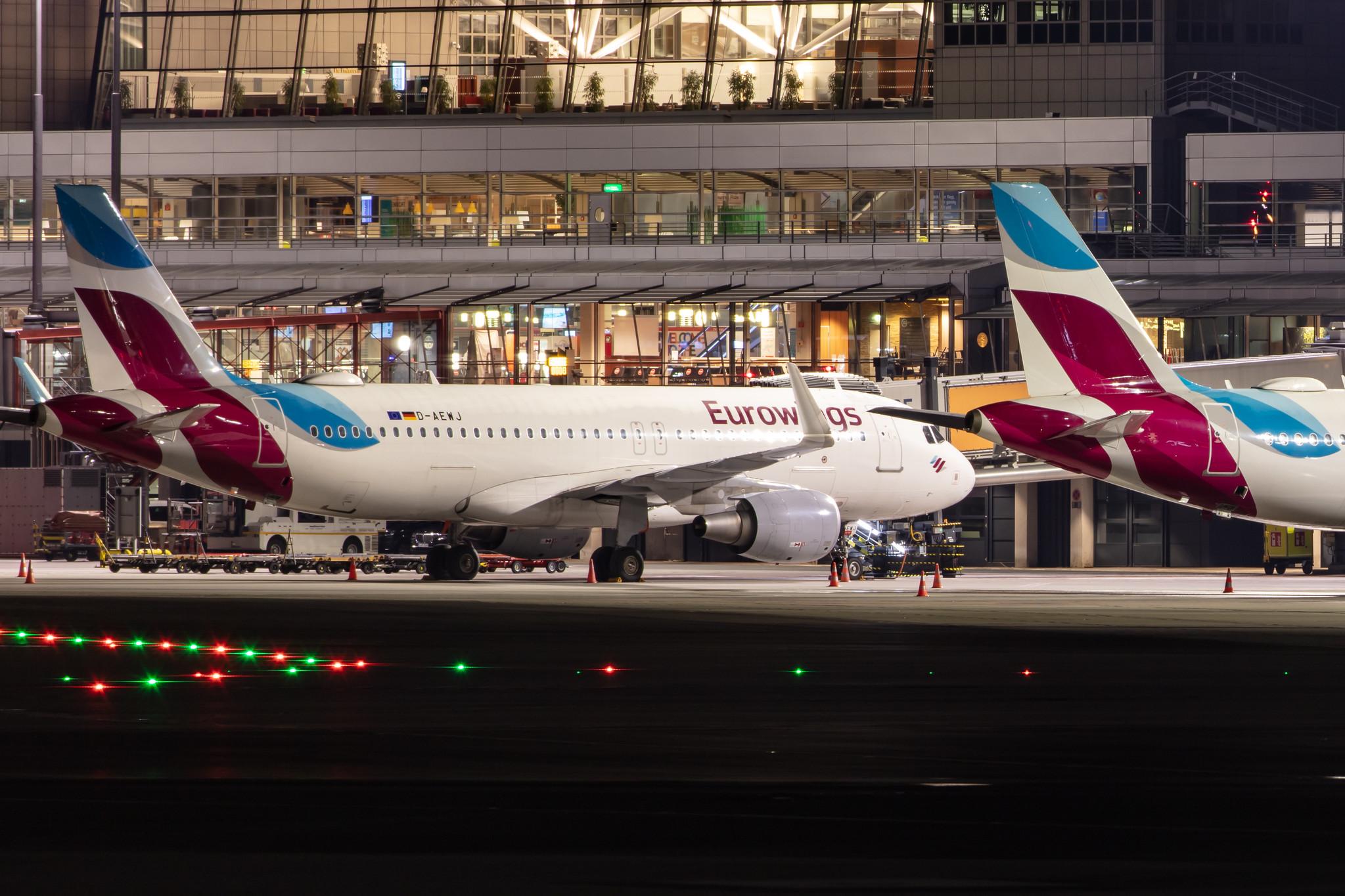 Hamburg Airport: Eurowings (EW / EWG) |  Airbus A320-214 A320 | D-AEWJ | MSN 7216