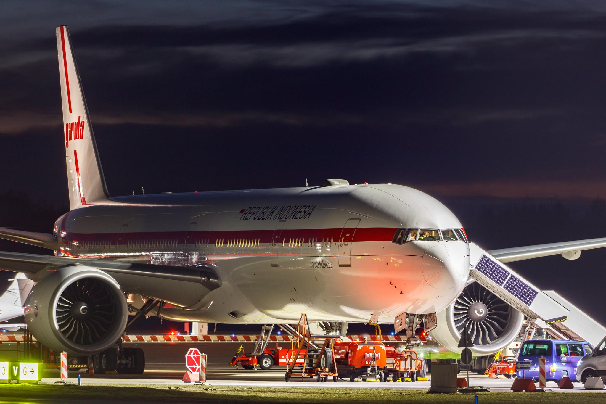 Hamburg Airport: Garuda Indonesia (GA / GIA) |  Boeing 777-3U3(ER) B77W | PK-GIG | MSN 29143