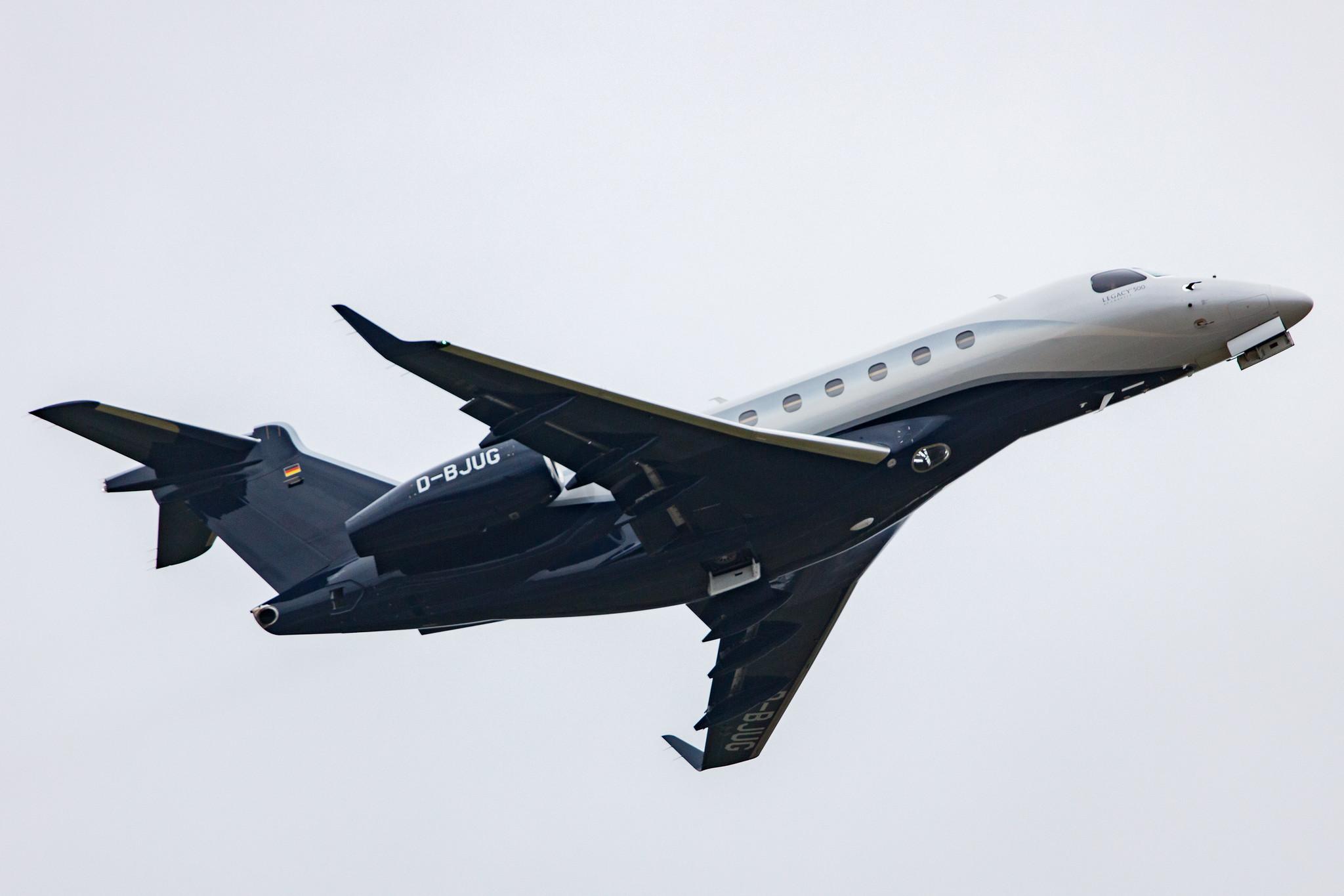 Hamburg Airport: Atlas Air Service |  Embraer Legacy 500 E550 | D-BJUG | MSN 55000076