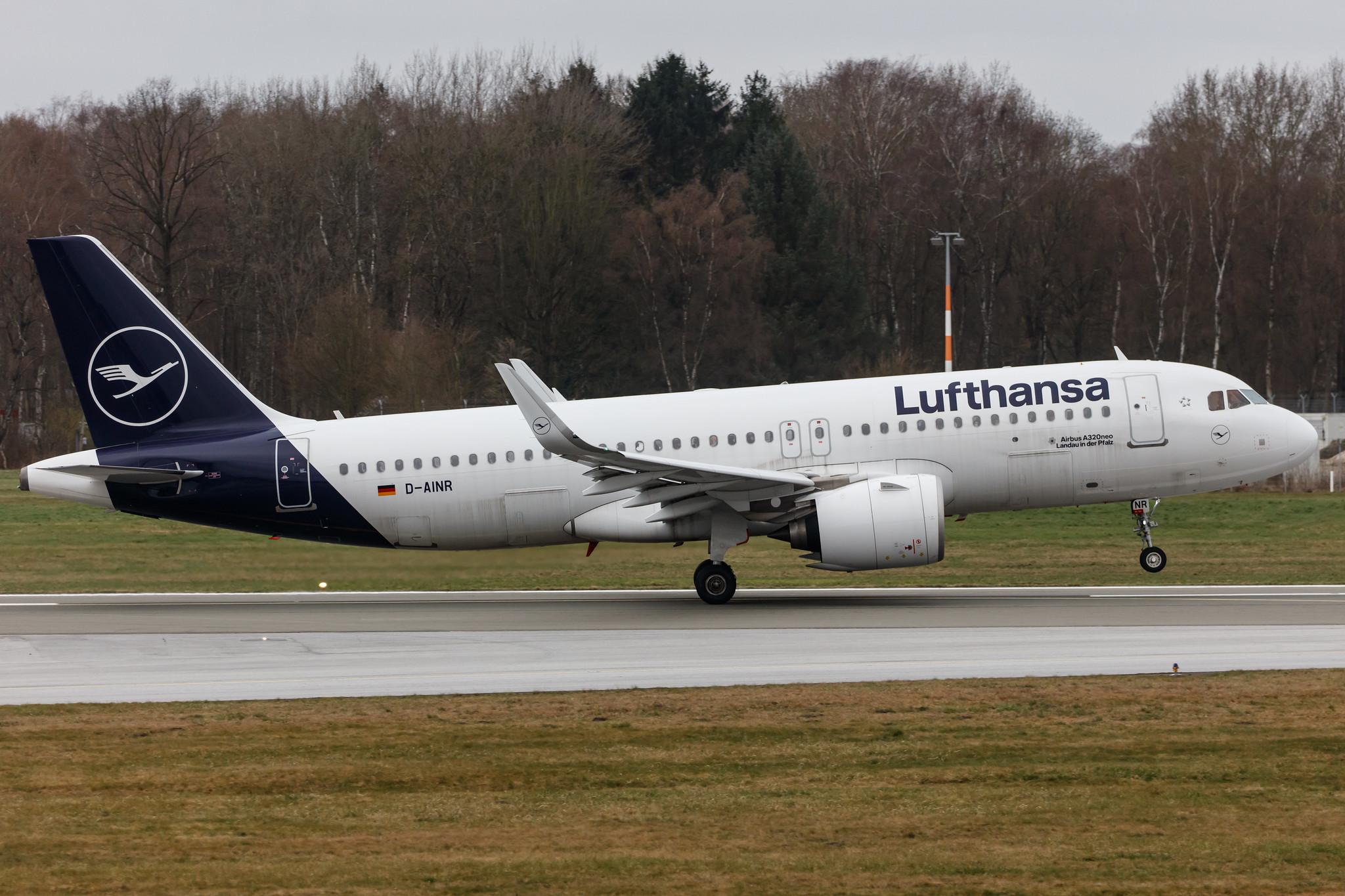 Hamburg Airport: Lufthansa (LH / DLH) |  Airbus A320-271N A20N | D-AINR | MSN 8725