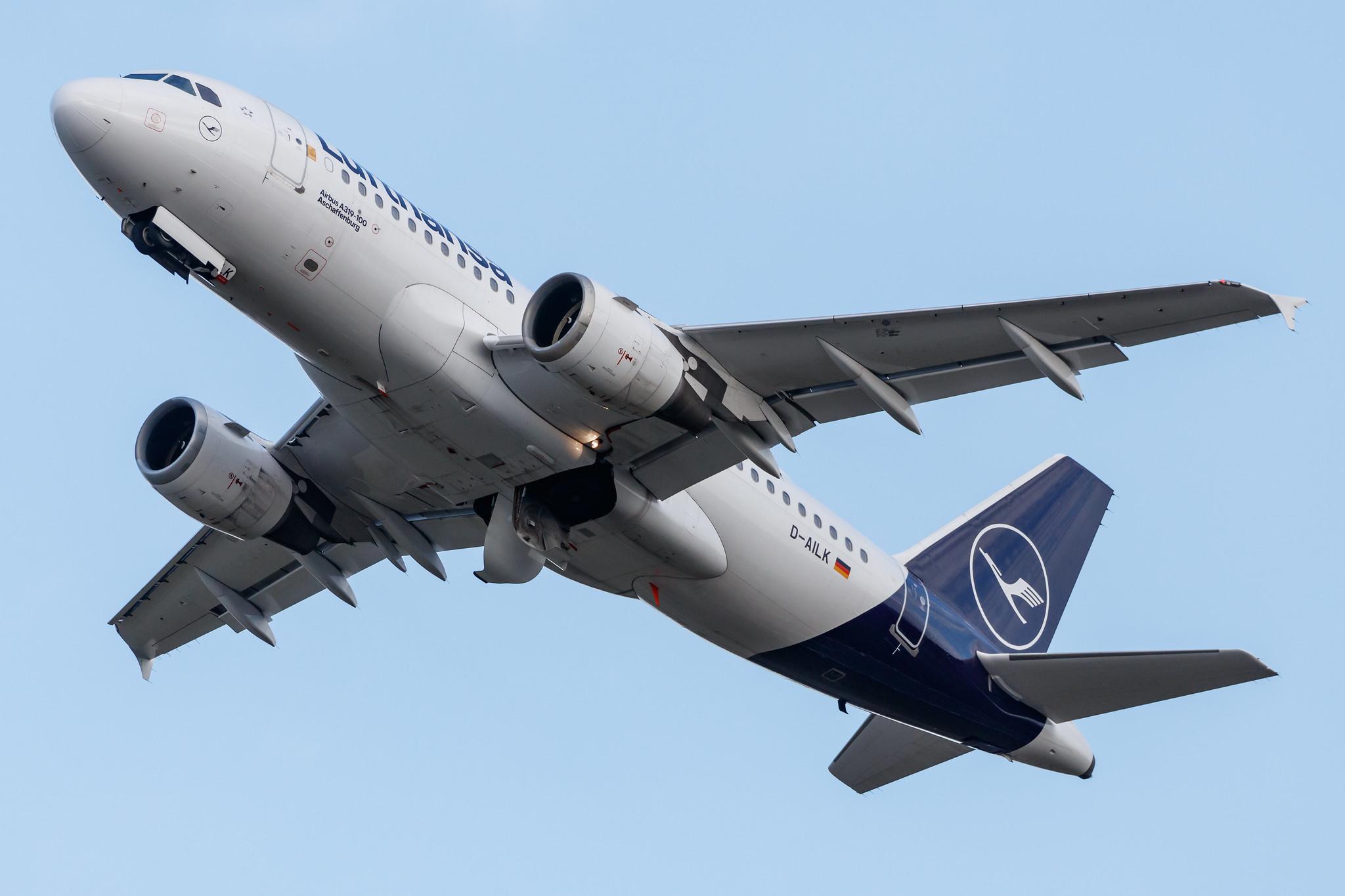Hamburg Airport: Lufthansa (LH / DLH) |  Airbus A319-114 A319 | D-AILK | MSN 0679