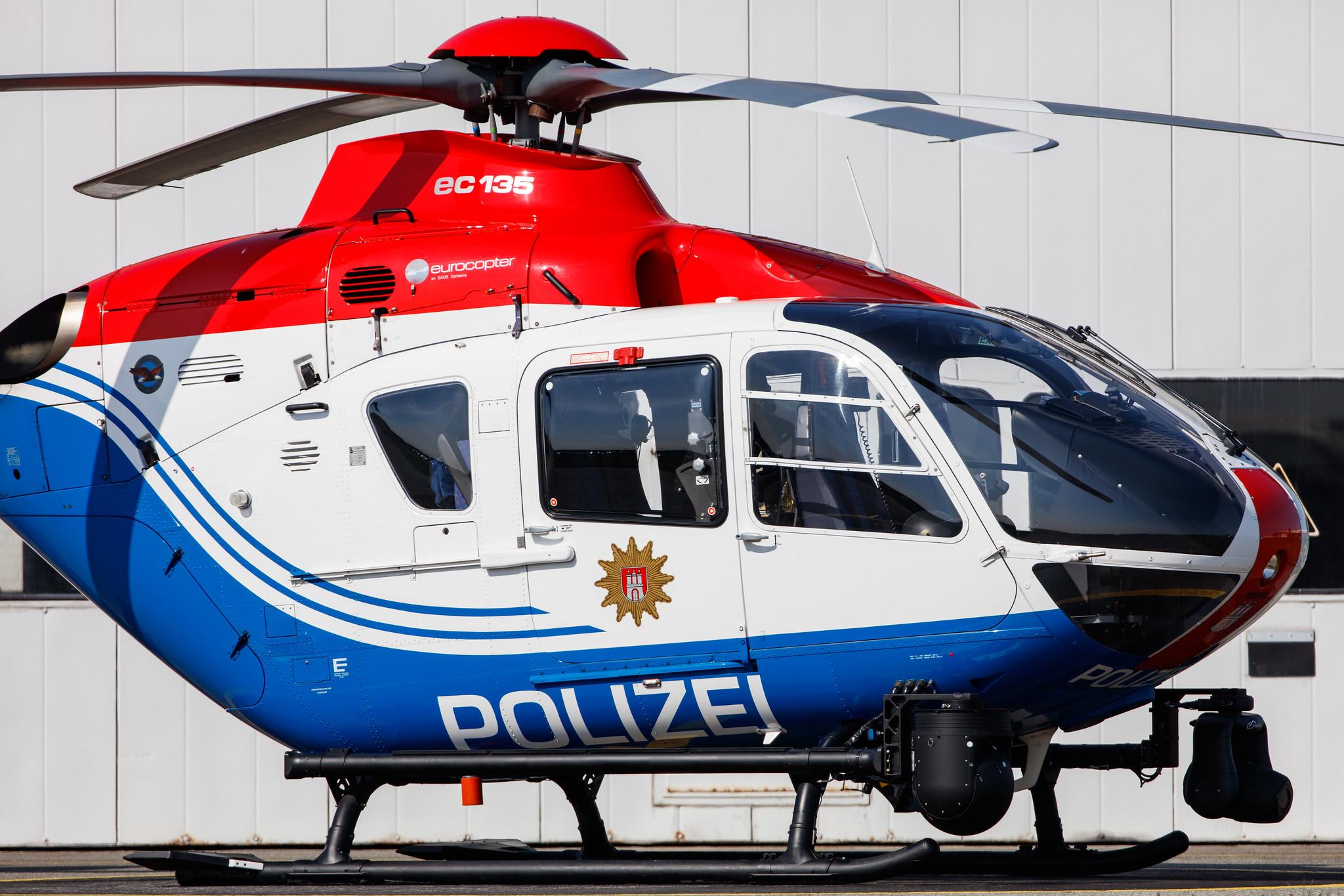 Hamburg Airport: Polizei Hamburg | Airbus Helicopters H135 EC35 | D-HTWO | MSN 0343