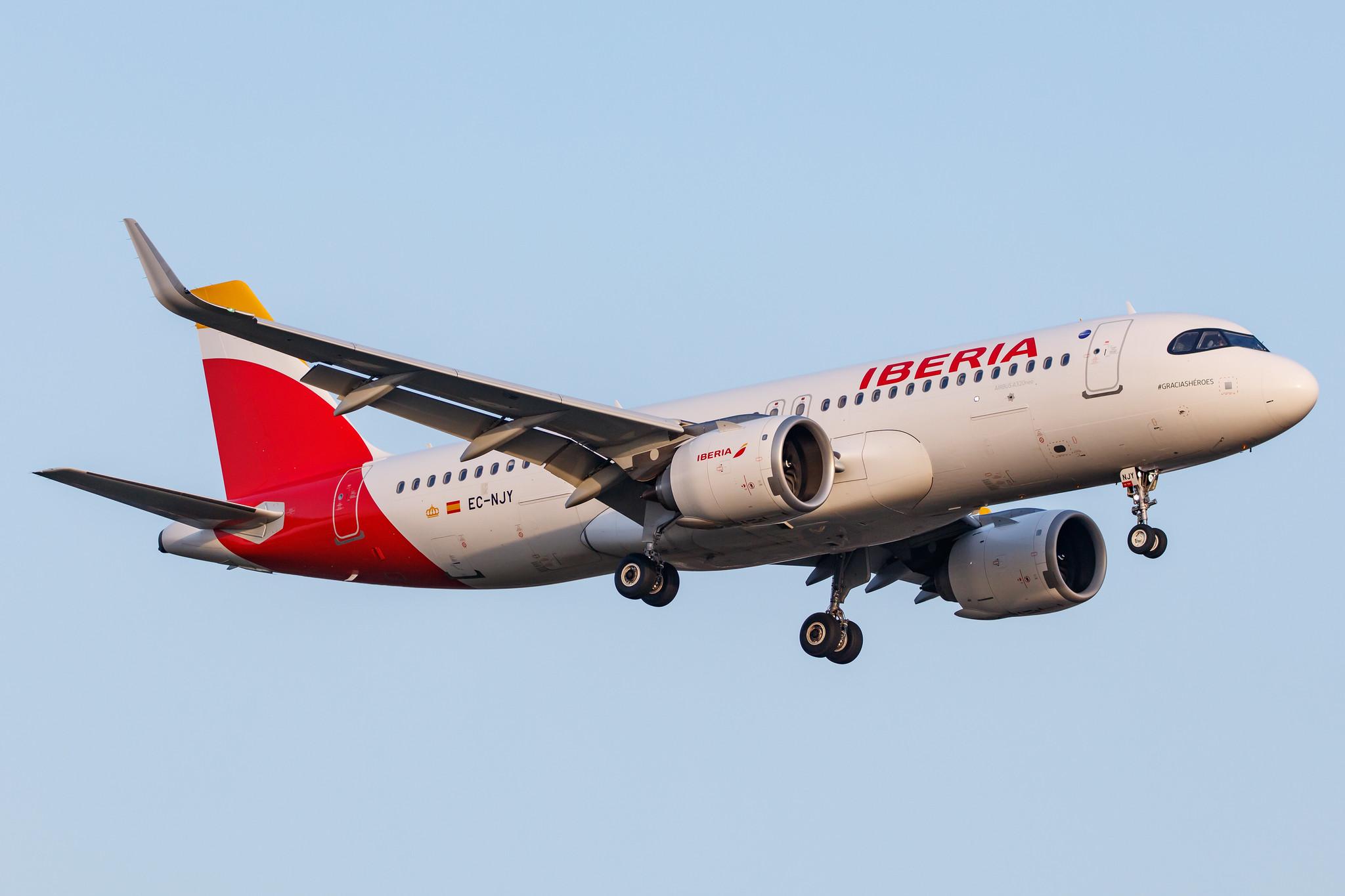 Hamburg Airport: Iberia (IB / IBE) |  Airbus A320-251N A20N | EC-NJY | MSN 10135