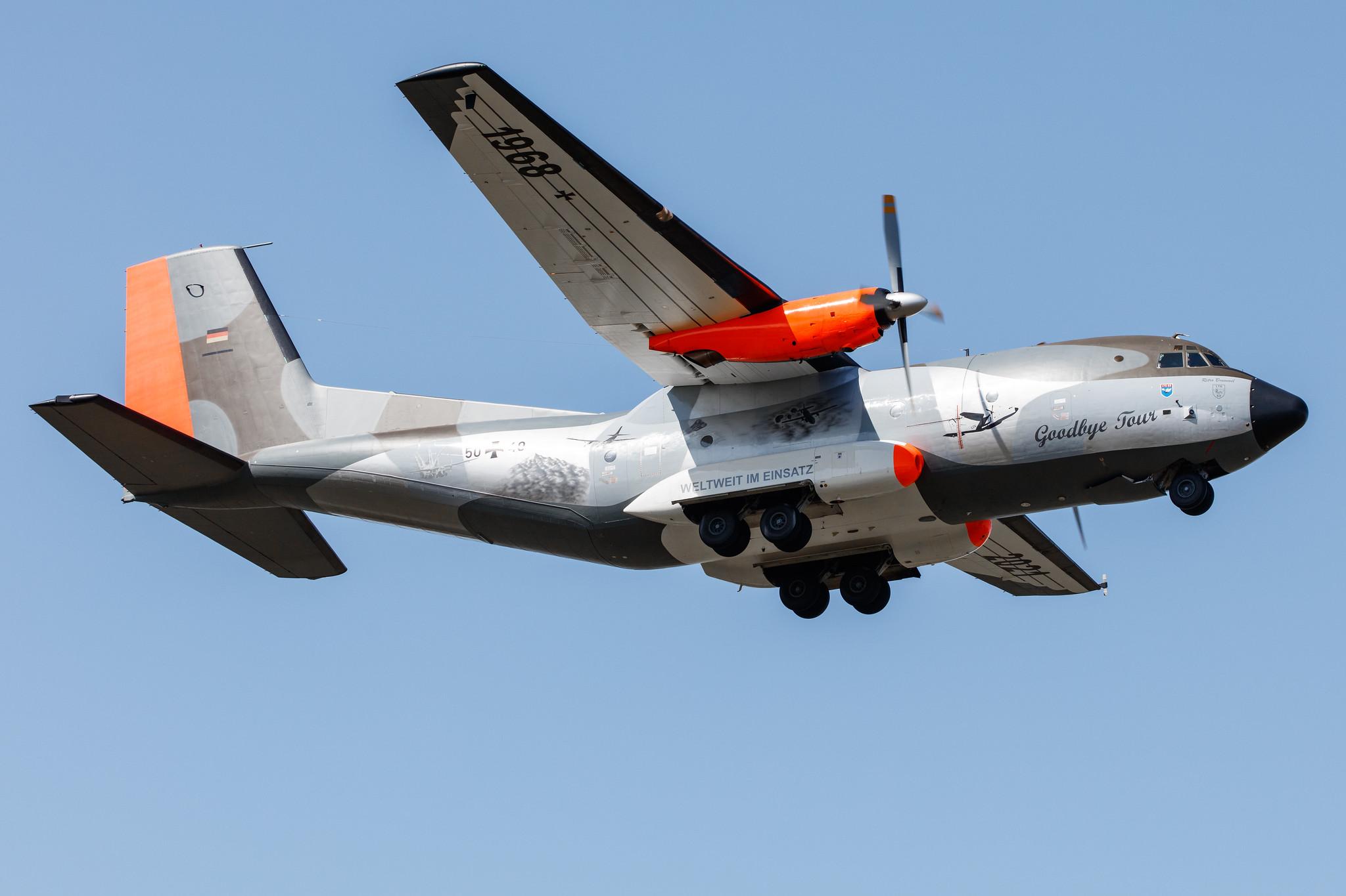 Hamburg Airport: German Air Force (/ GAF) | Transall C-160D C160 | 50+40 | MSN D62