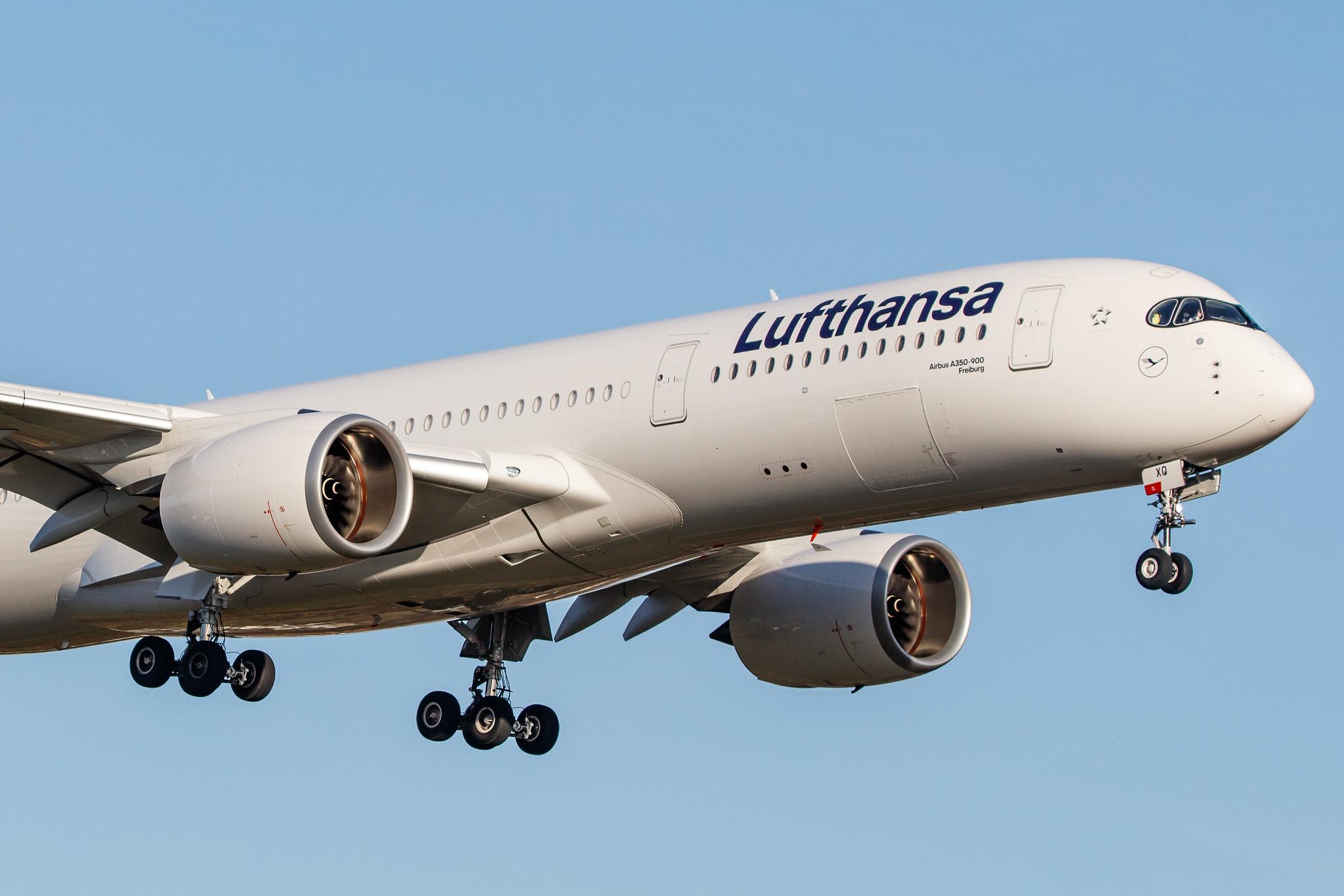 Hamburg Airport: Lufthansa (LH / DLH) |  Airbus A350-941 A359 | D-AIXQ | MSN 427